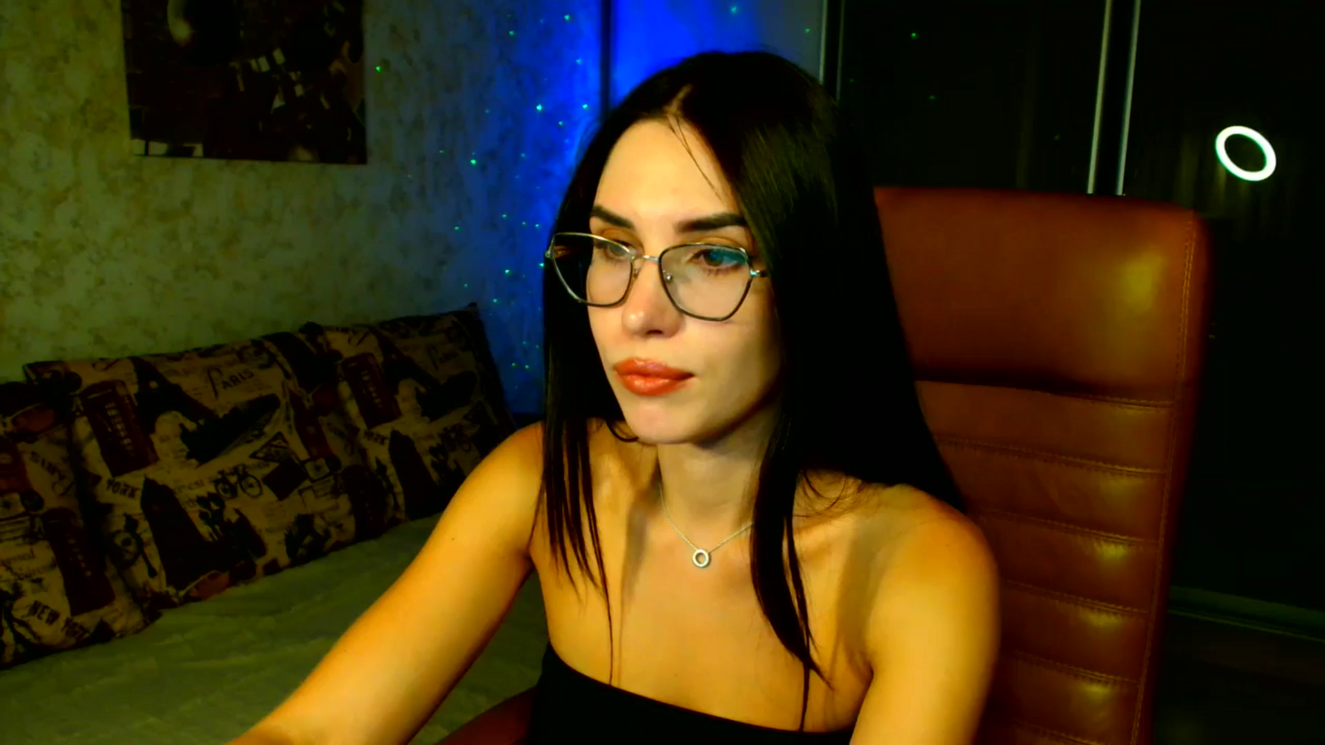 Gallery image thumbnail from CelesteNoir_'s myfreecams stream on, 09/22/2025, 19:29 image 7 of 20