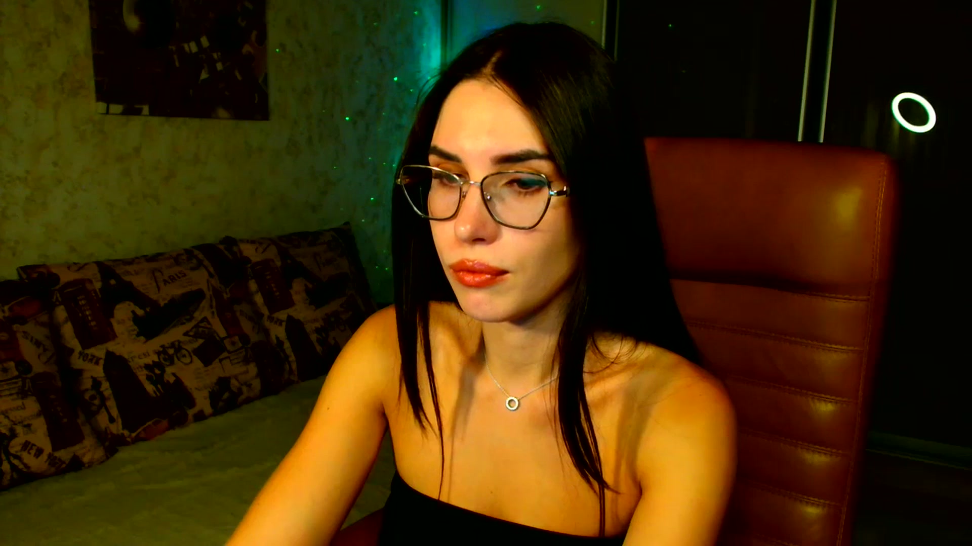 Gallery image thumbnail from CelesteNoir_'s myfreecams stream on, 09/22/2025, 19:29 image 3 of 20