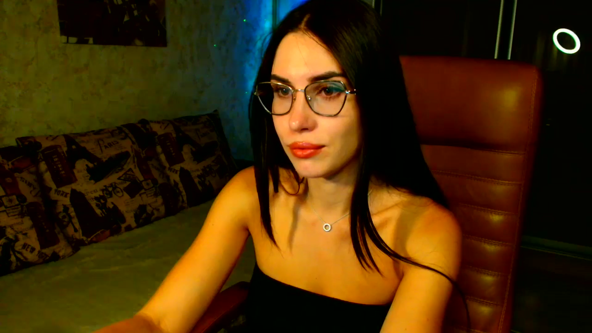Gallery image thumbnail from CelesteNoir_'s myfreecams stream on, 09/22/2025, 19:29 image 18 of 20