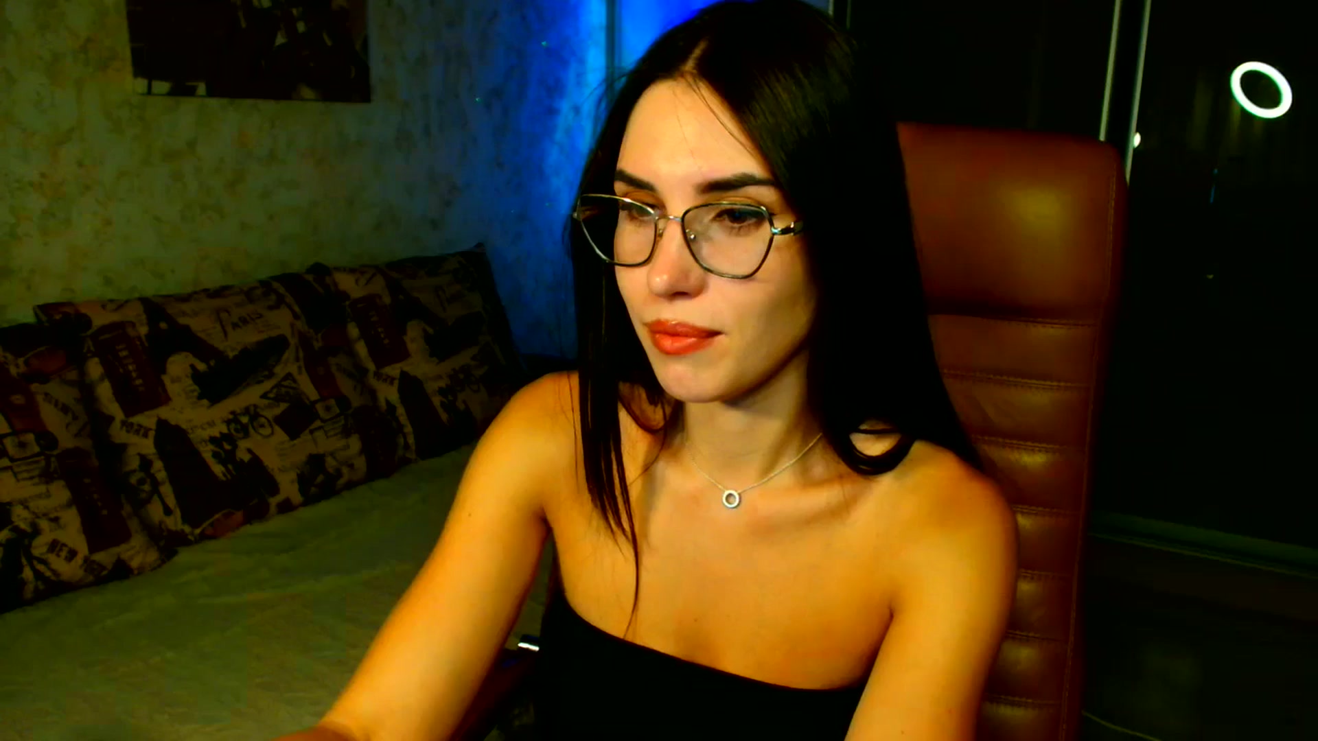 Gallery image thumbnail from CelesteNoir_'s myfreecams stream on, 09/22/2025, 20:04 image 7 of 20