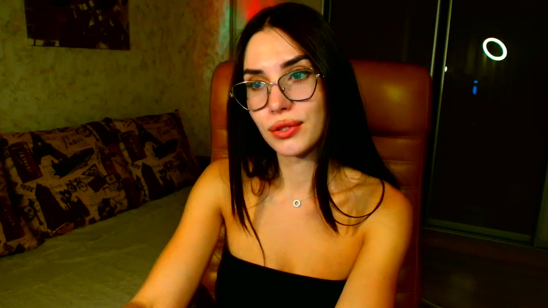 Gallery image thumbnail from CelesteNoir_'s myfreecams stream on, 09/22/2025, 20:04 image 11 of 20
