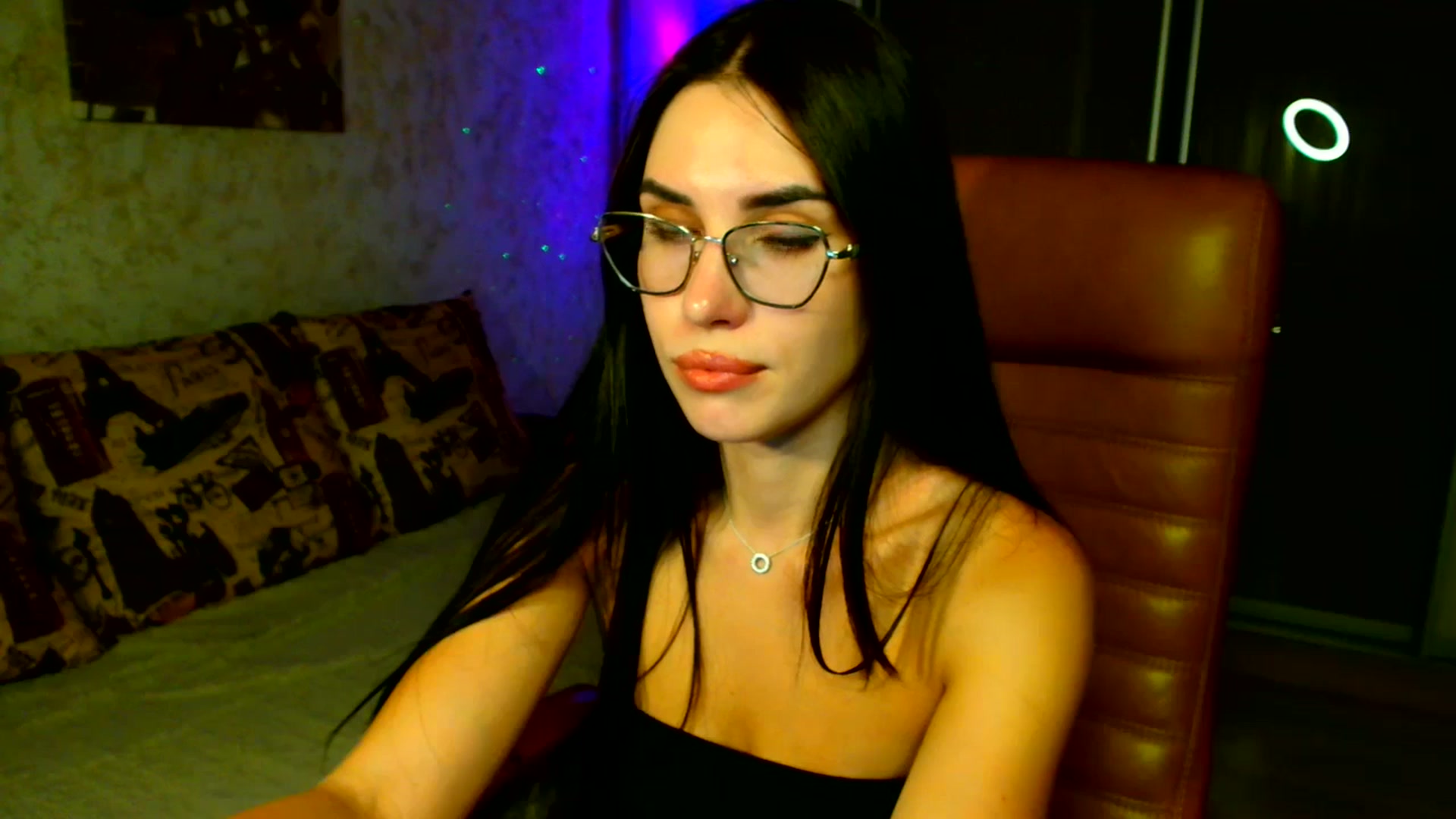 Gallery image thumbnail from CelesteNoir_'s myfreecams stream on, 09/22/2025, 20:04 image 18 of 20