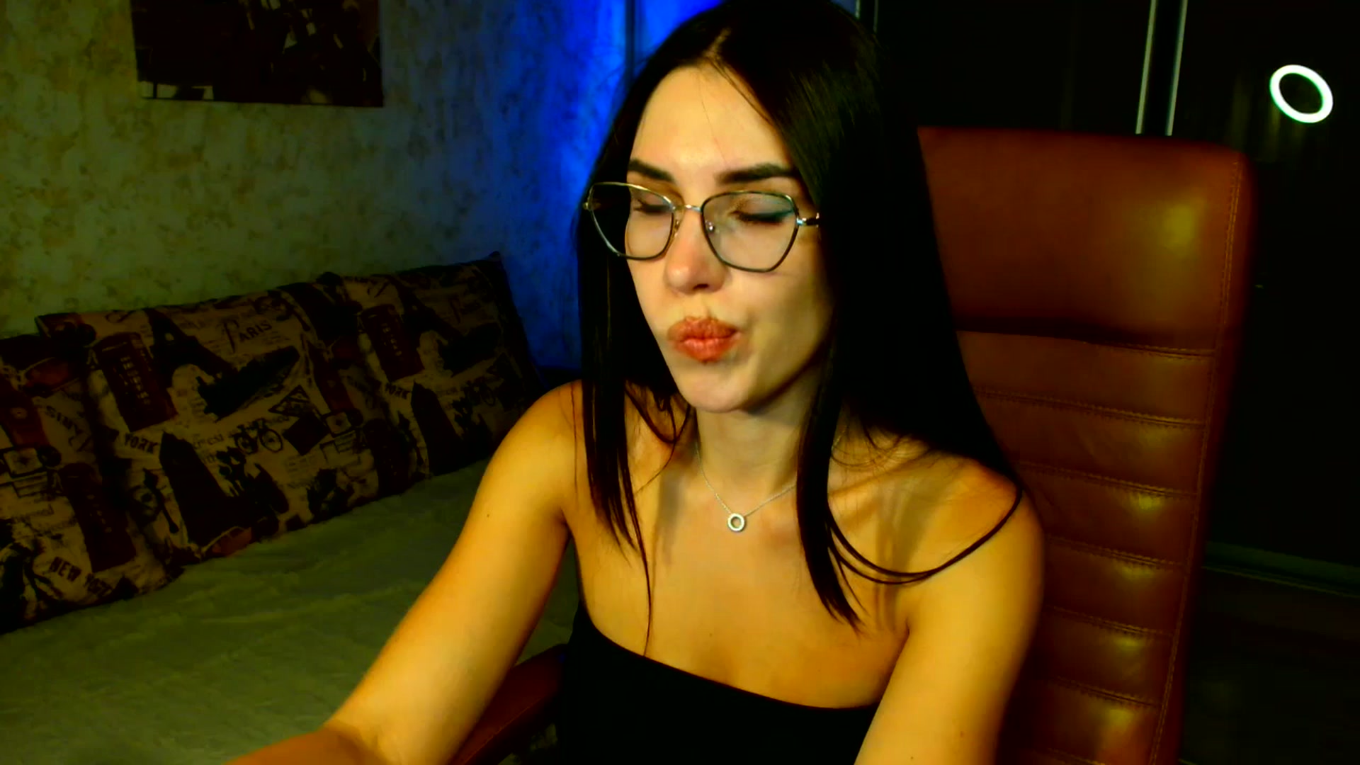 Gallery image thumbnail from CelesteNoir_'s myfreecams stream on, 09/22/2025, 20:04 image 6 of 20