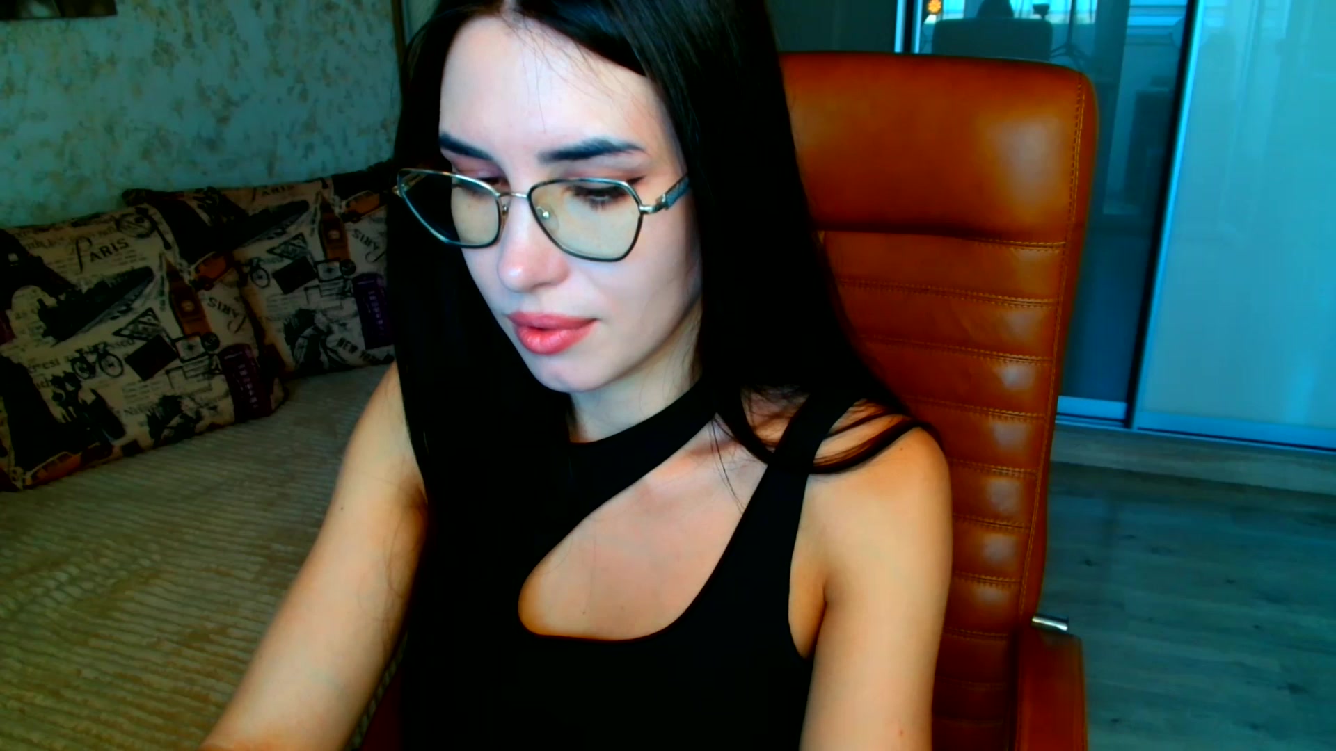 Gallery image thumbnail from CelesteNoir_'s myfreecams stream on, 09/24/2025, 11:23 image 8 of 20