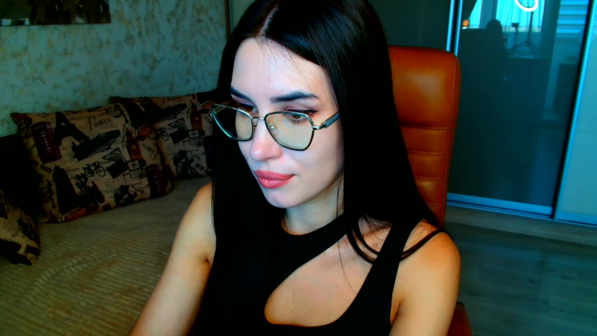 Gallery image thumbnail from CelesteNoir_'s myfreecams stream on, 09/24/2025, 11:23 image 11 of 20