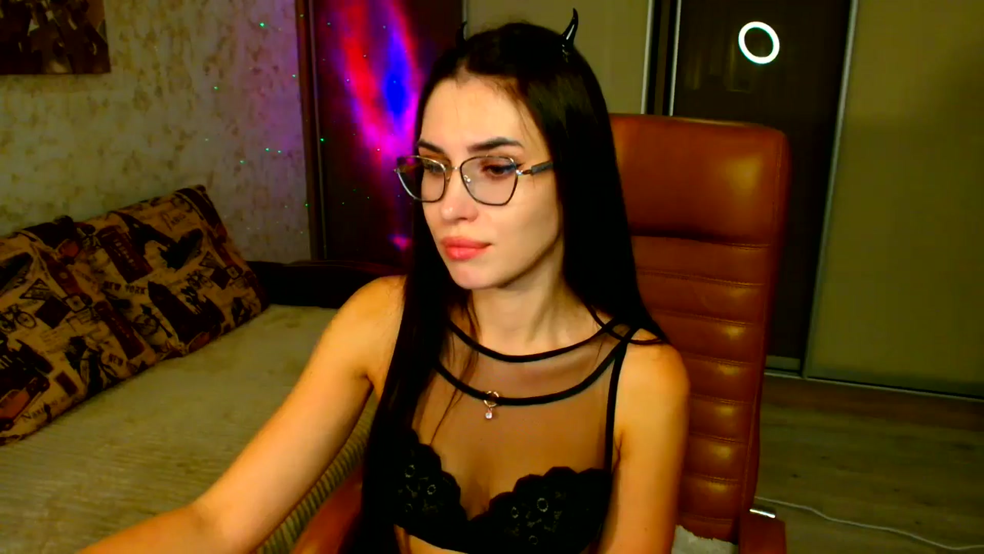 Gallery image thumbnail from CelesteNoir_'s myfreecams stream on, 09/29/2025, 24:00 image 18 of 20
