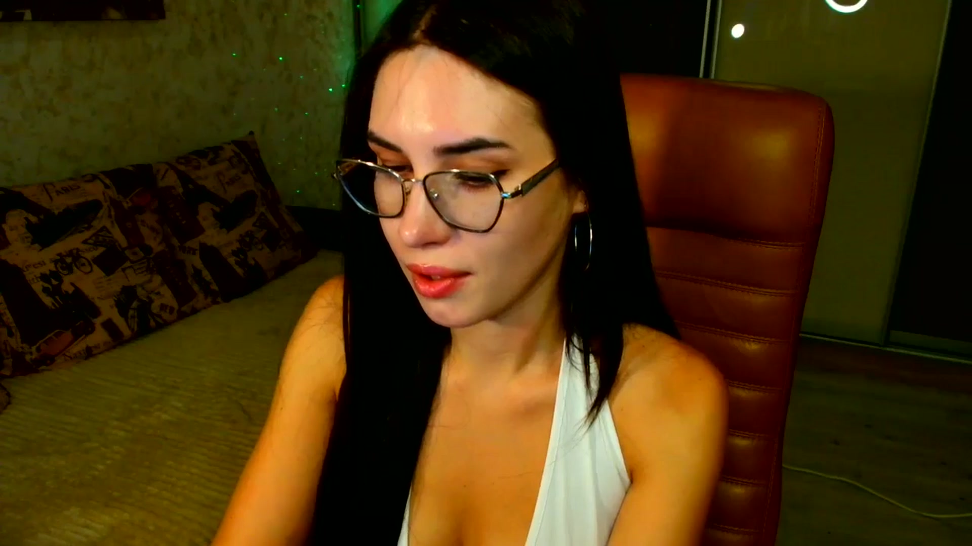 Gallery image thumbnail from CelesteNoir_'s myfreecams stream on, 09/29/2025, 16:02 image 7 of 20