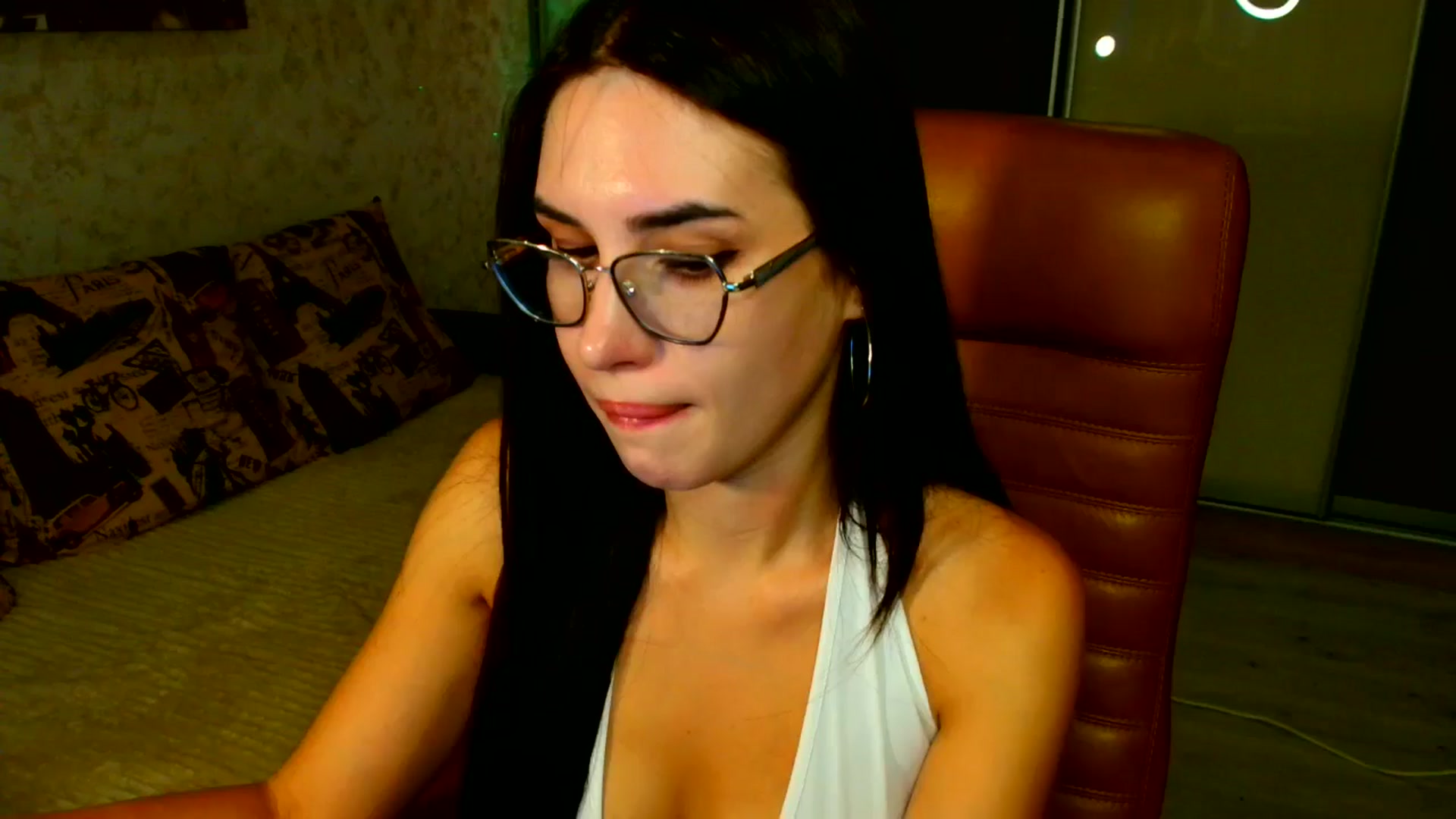 Gallery image thumbnail from CelesteNoir_'s myfreecams stream on, 09/29/2025, 16:02 image 5 of 20