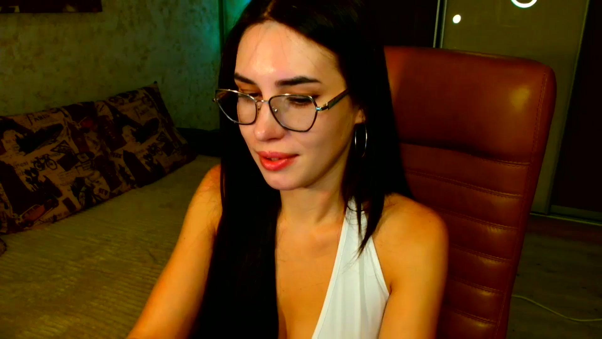 Gallery image thumbnail from CelesteNoir_'s myfreecams stream on, 09/29/2025, 16:02 image 12 of 20