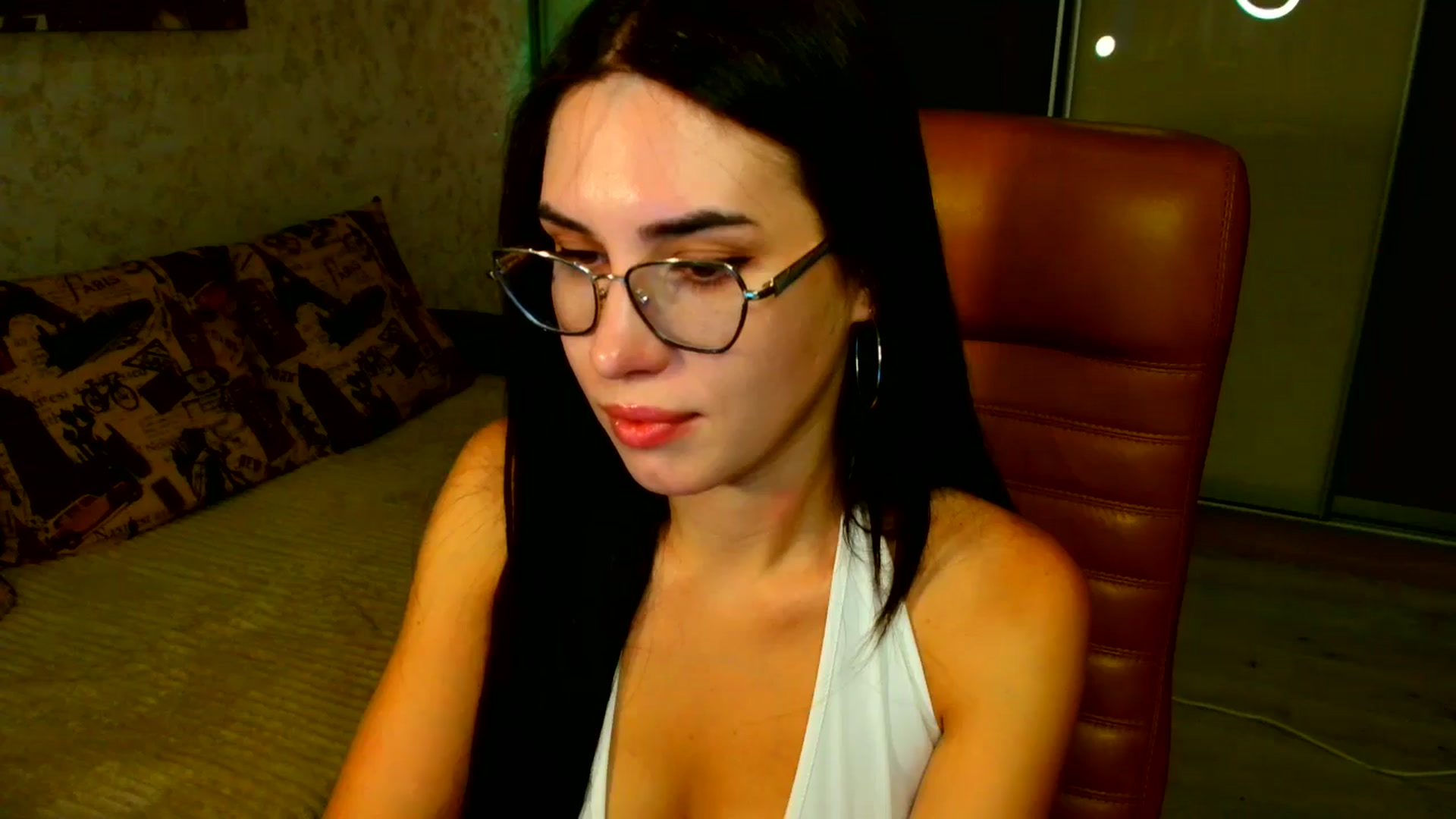 Gallery image thumbnail from CelesteNoir_'s myfreecams stream on, 09/29/2025, 16:02 image 4 of 20