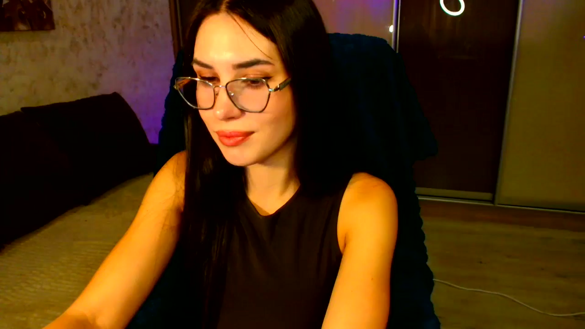 Gallery image thumbnail from CelesteNoir_'s myfreecams stream on, 10/02/2025, 18:53 image 11 of 20