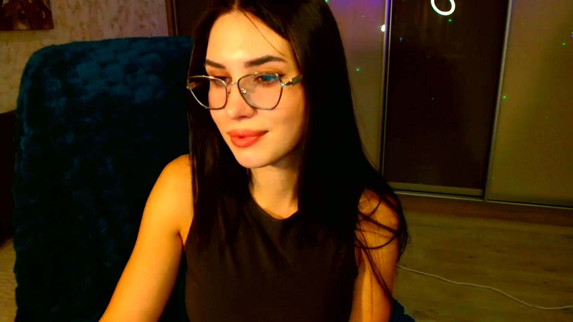 Gallery image thumbnail from CelesteNoir_'s myfreecams stream on, 10/02/2025, 18:53 image 4 of 20