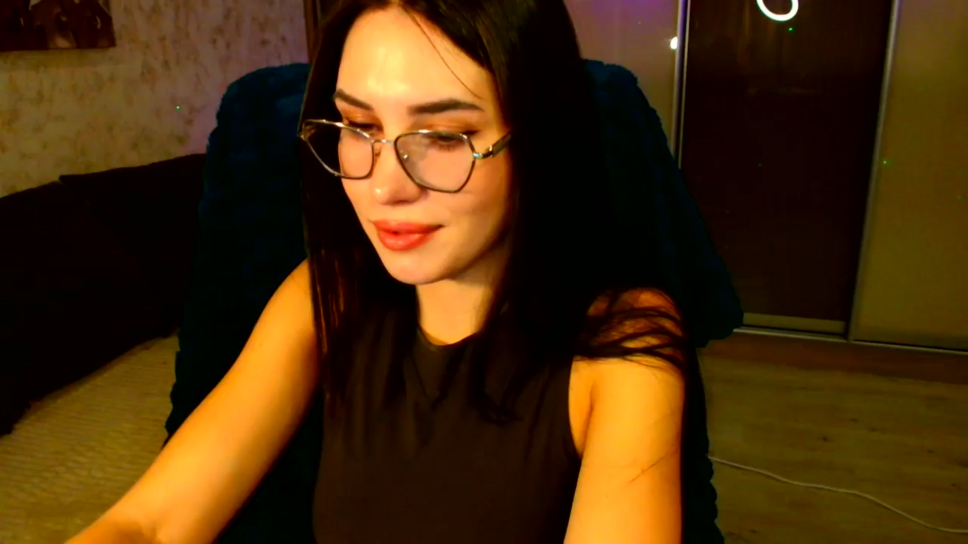 Gallery image thumbnail from CelesteNoir_'s myfreecams stream on, 10/02/2025, 18:53 image 1 of 20