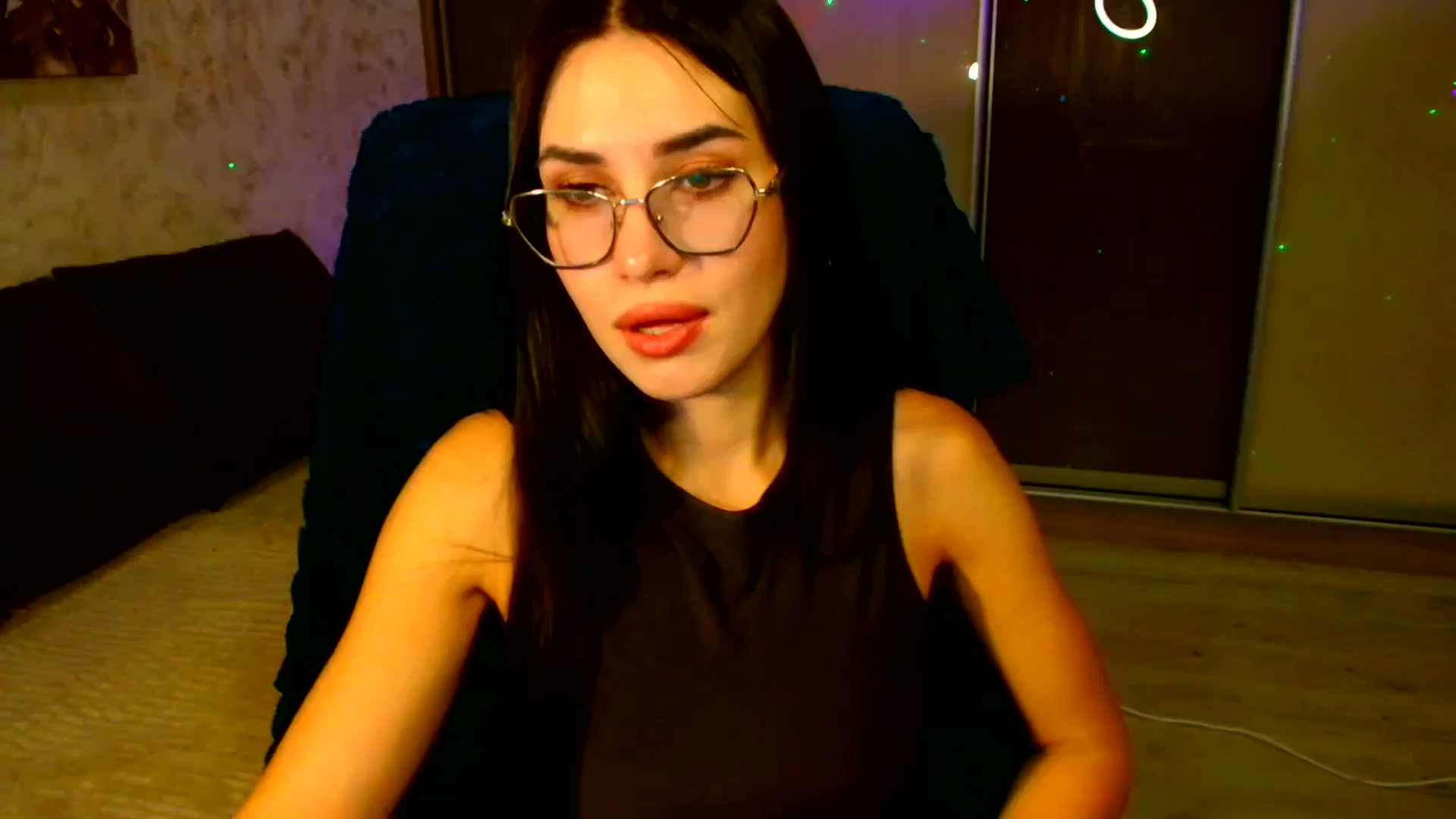 Gallery image thumbnail from CelesteNoir_'s myfreecams stream on, 10/02/2025, 18:53 image 19 of 20