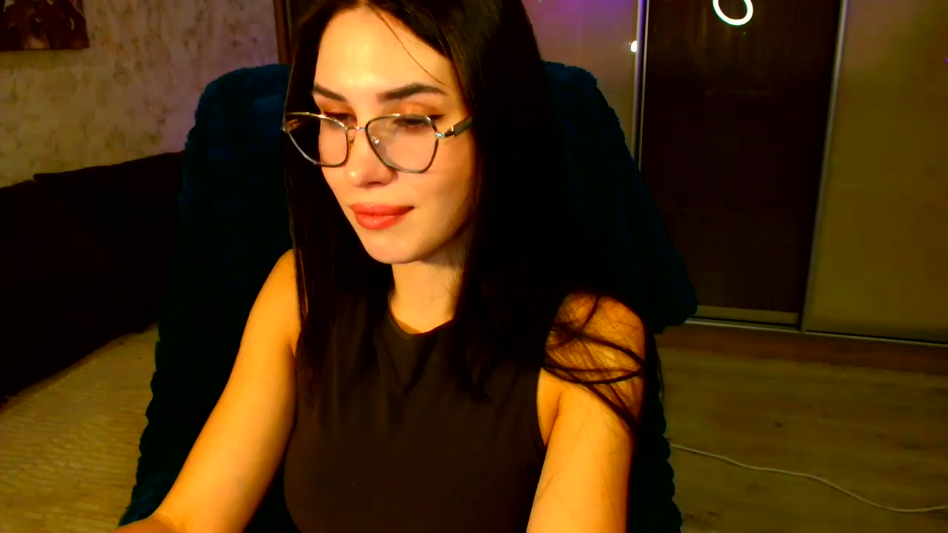 Gallery image thumbnail from CelesteNoir_'s myfreecams stream on, 10/02/2025, 18:53 image 3 of 20