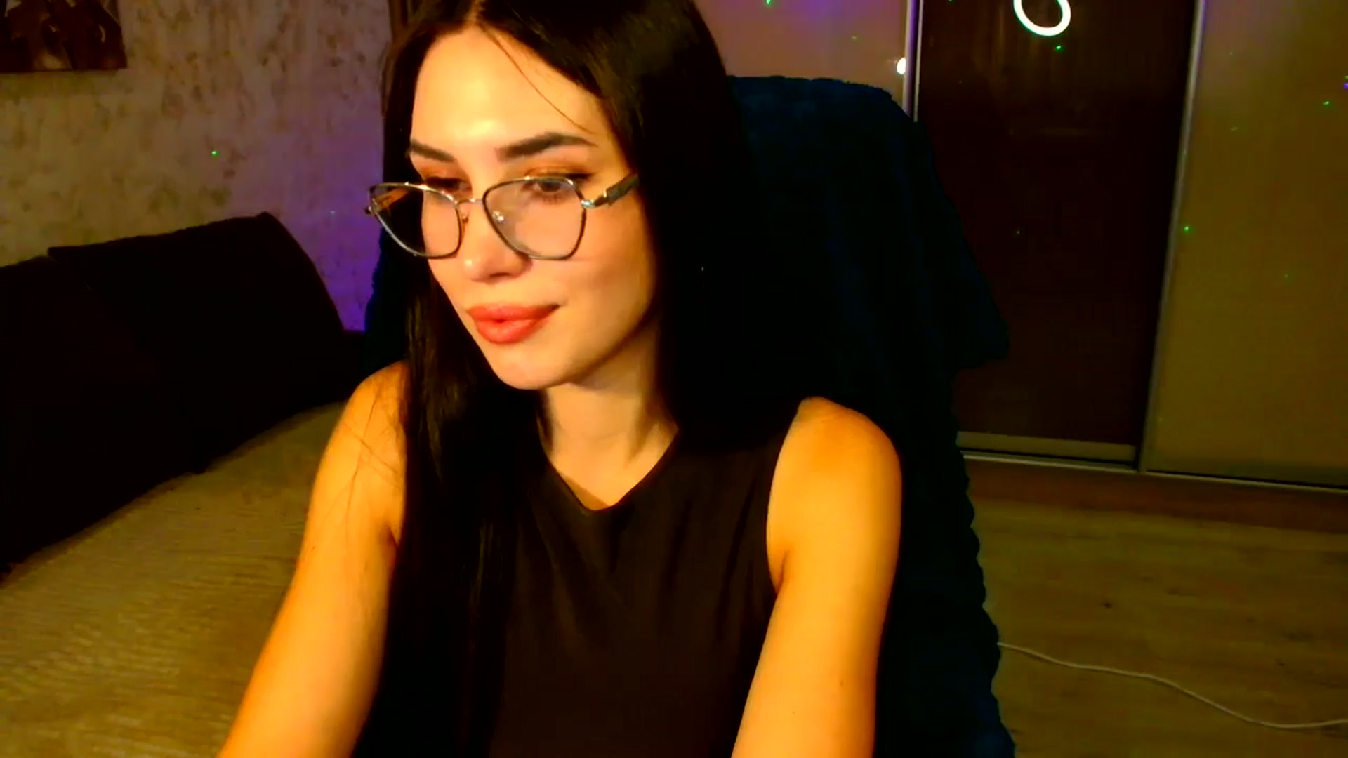 Gallery image thumbnail from CelesteNoir_'s myfreecams stream on, 10/02/2025, 18:53 image 10 of 20