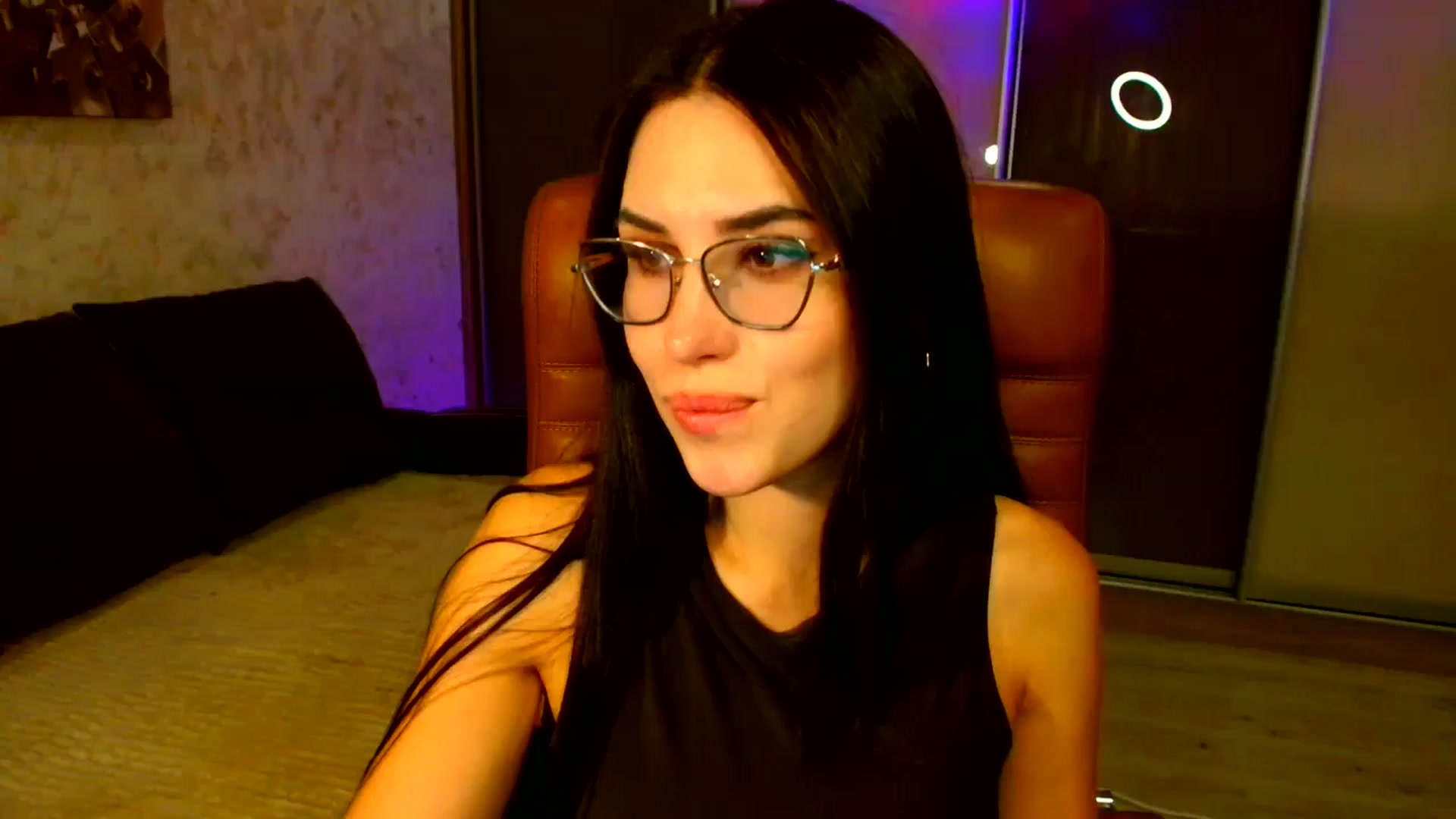 Gallery image thumbnail from CelesteNoir_'s myfreecams stream on, 10/02/2025, 20:40 image 3 of 20