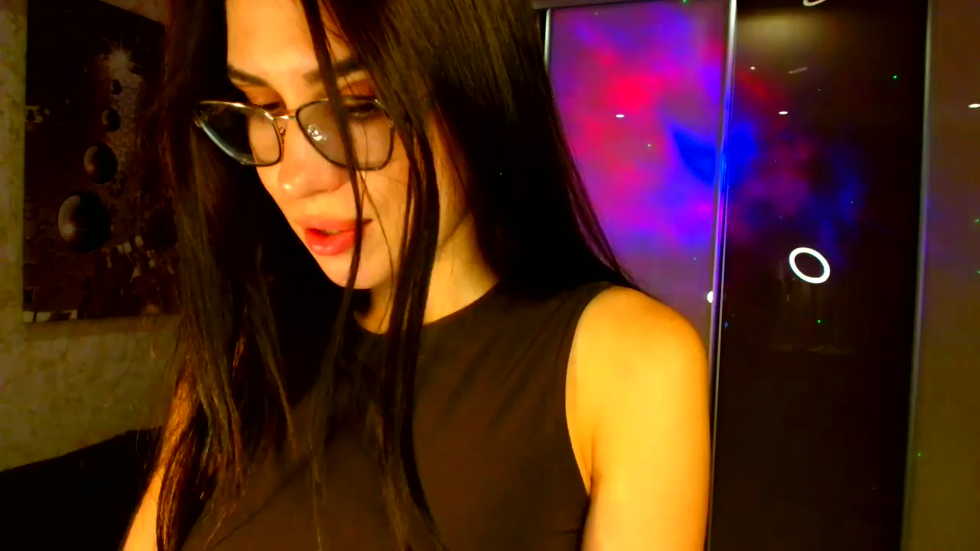 Gallery image thumbnail from CelesteNoir_'s myfreecams stream on, 10/02/2025, 20:40 image 12 of 20