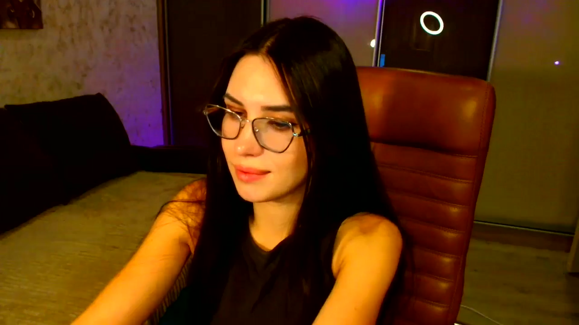 Gallery image thumbnail from CelesteNoir_'s myfreecams stream on, 10/02/2025, 20:40 image 15 of 20