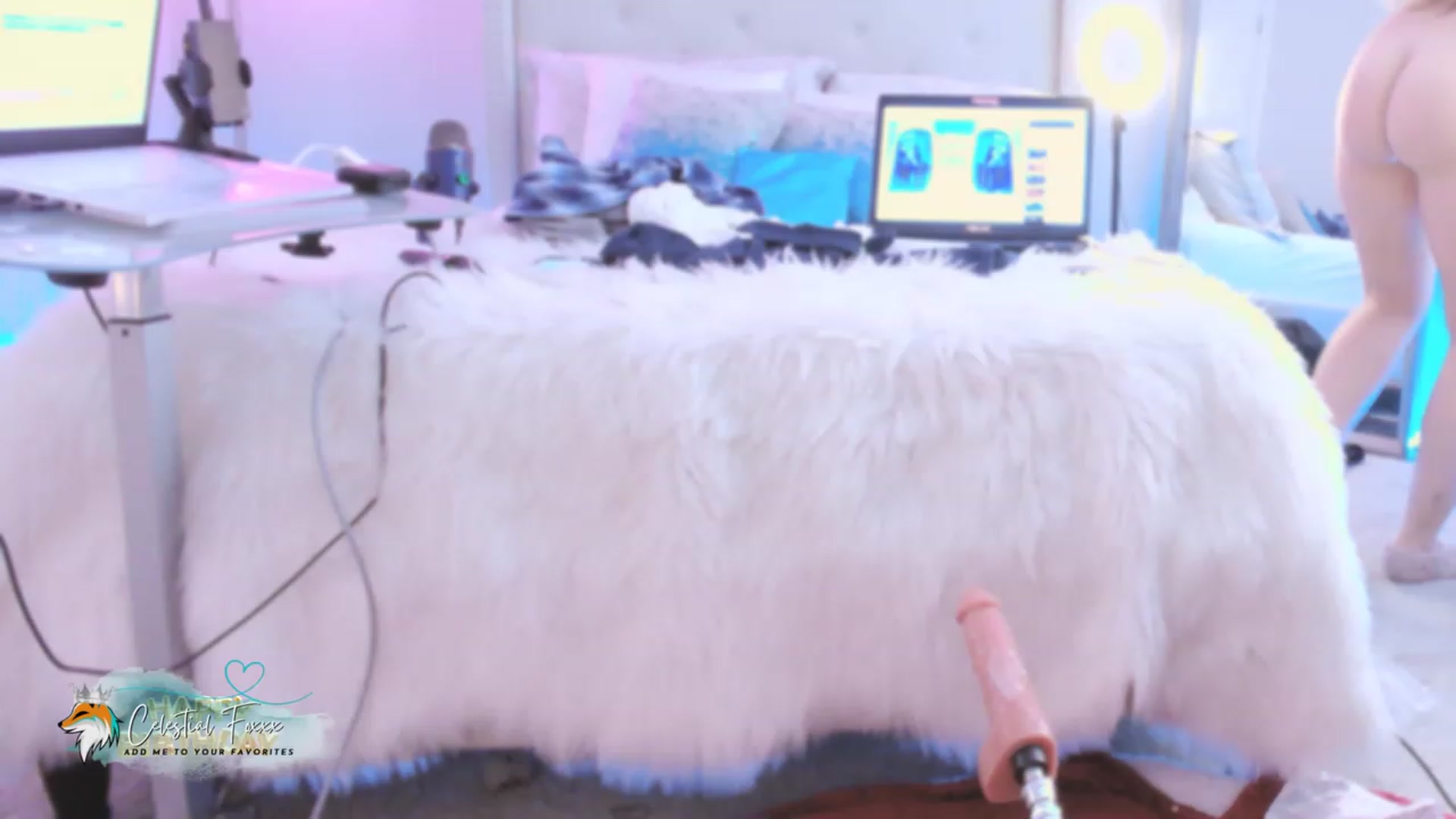 Gallery image thumbnail from CelestialFox's myfreecams stream on, 04/07/2023, 16:47 image 5 of 20