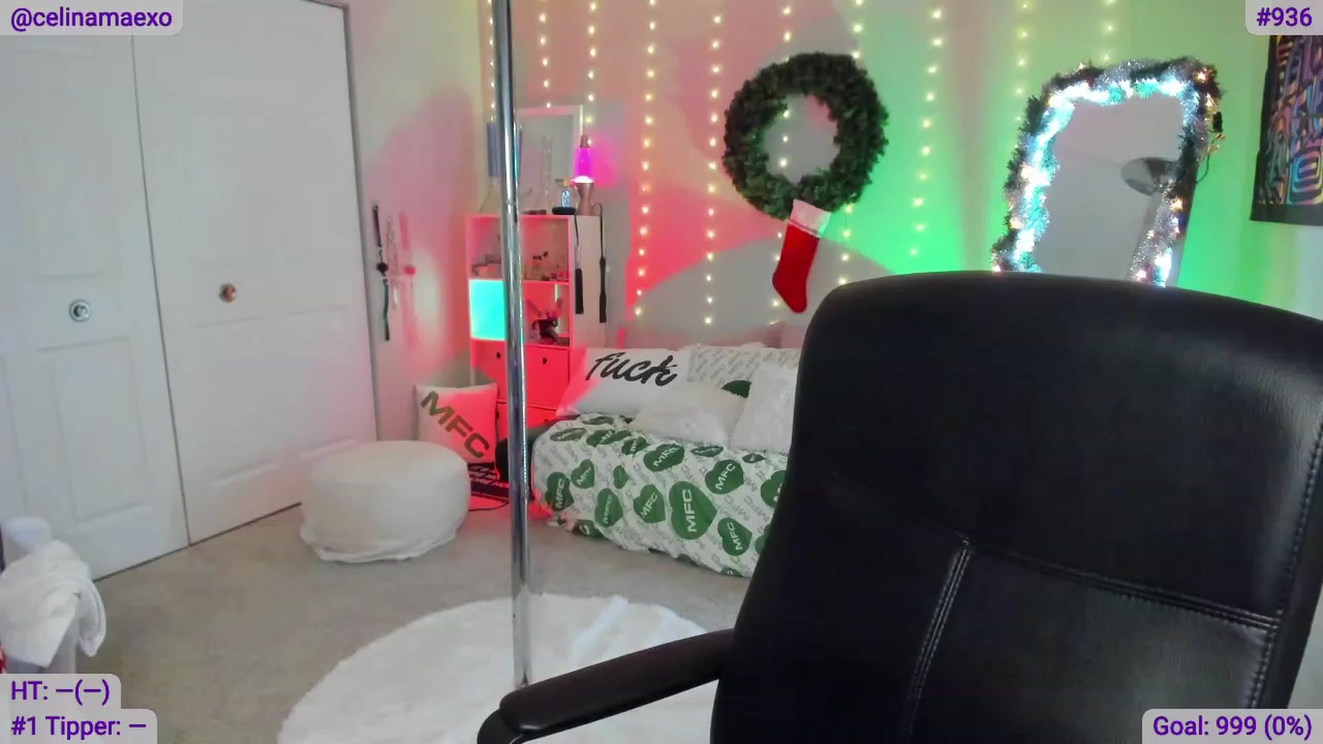 Gallery image thumbnail from Celinamaexo's myfreecams stream on, 12/07/2022, 12:47 image 12 of 20