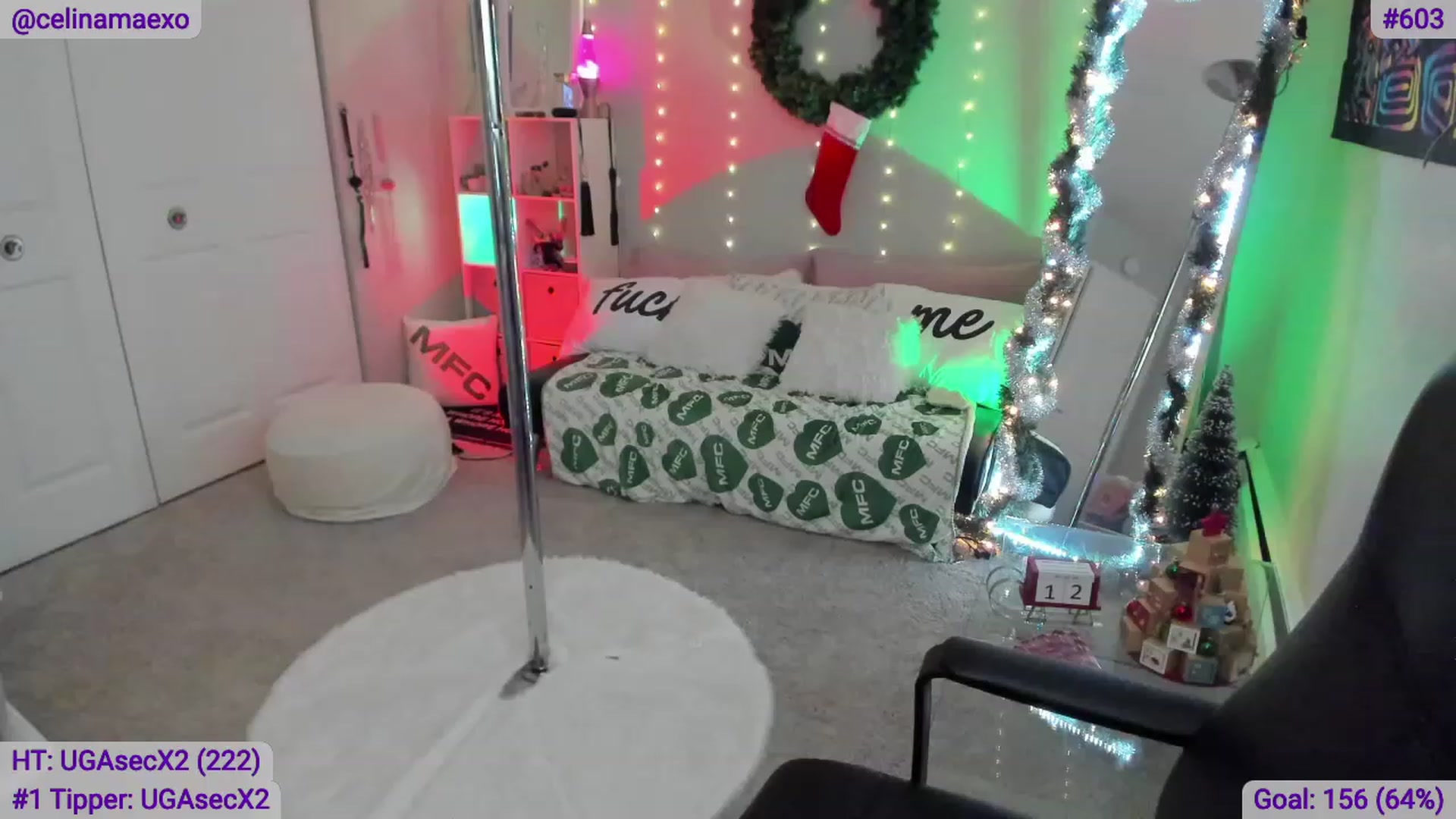 Gallery image thumbnail from Celinamaexo's myfreecams stream on, 12/12/2022, 14:33 image 10 of 20