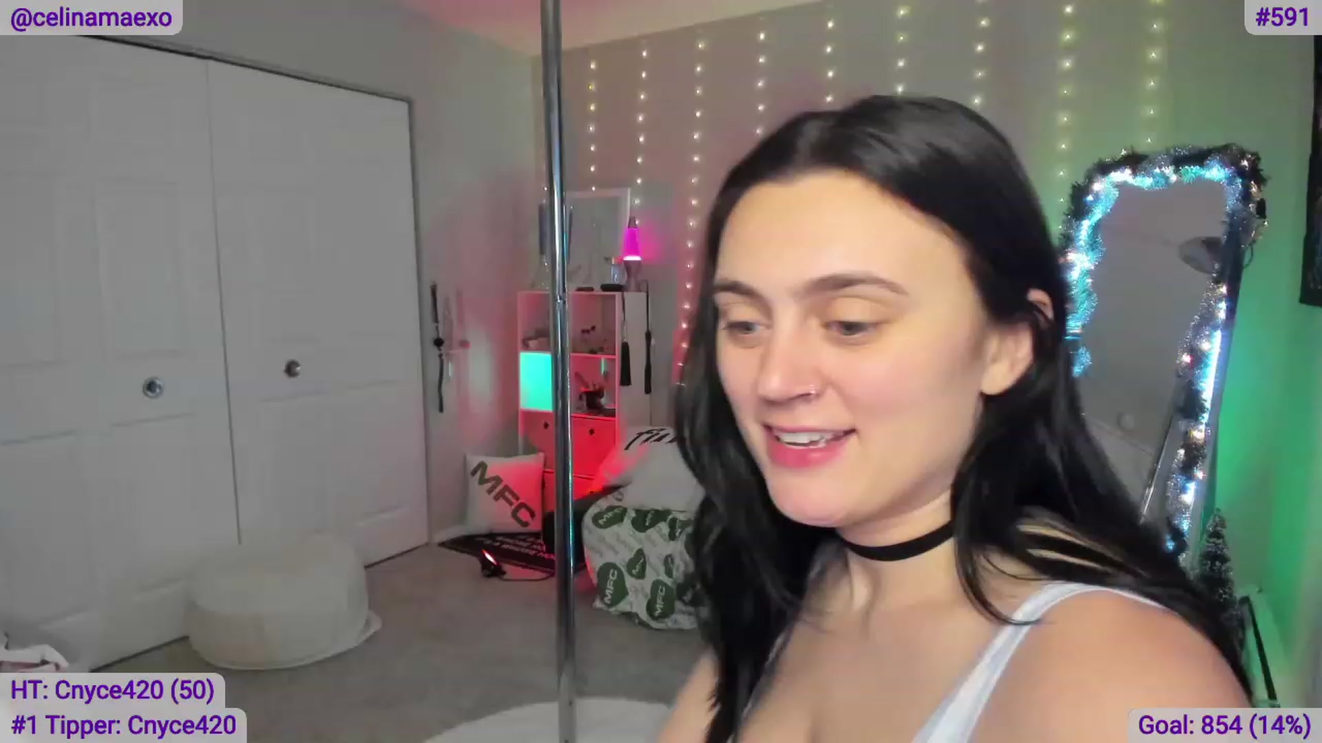 Gallery image thumbnail from Celinamaexo's myfreecams stream on, 12/15/2022, 14:46 image 6 of 20