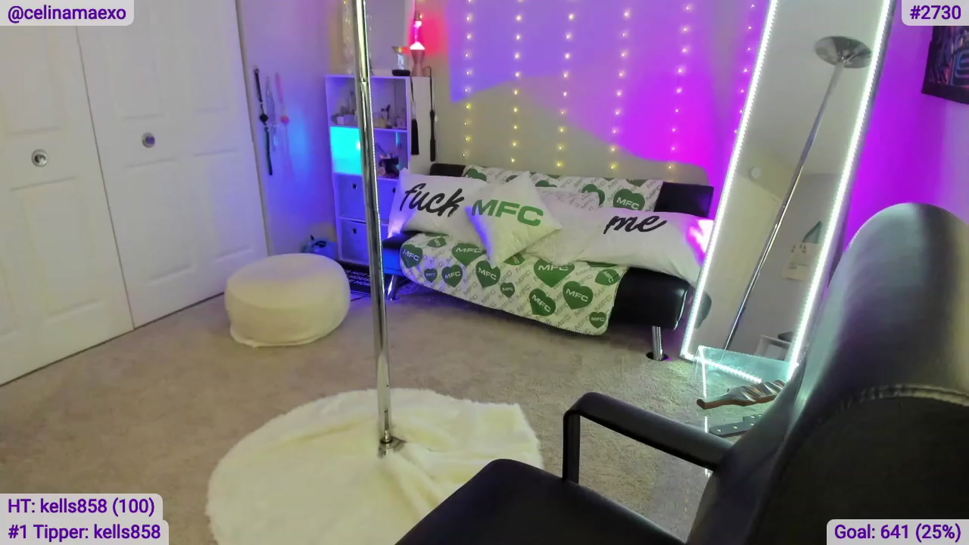Gallery image thumbnail from Celinamaexo's myfreecams stream on, 01/04/2023, 14:59 image 3 of 20