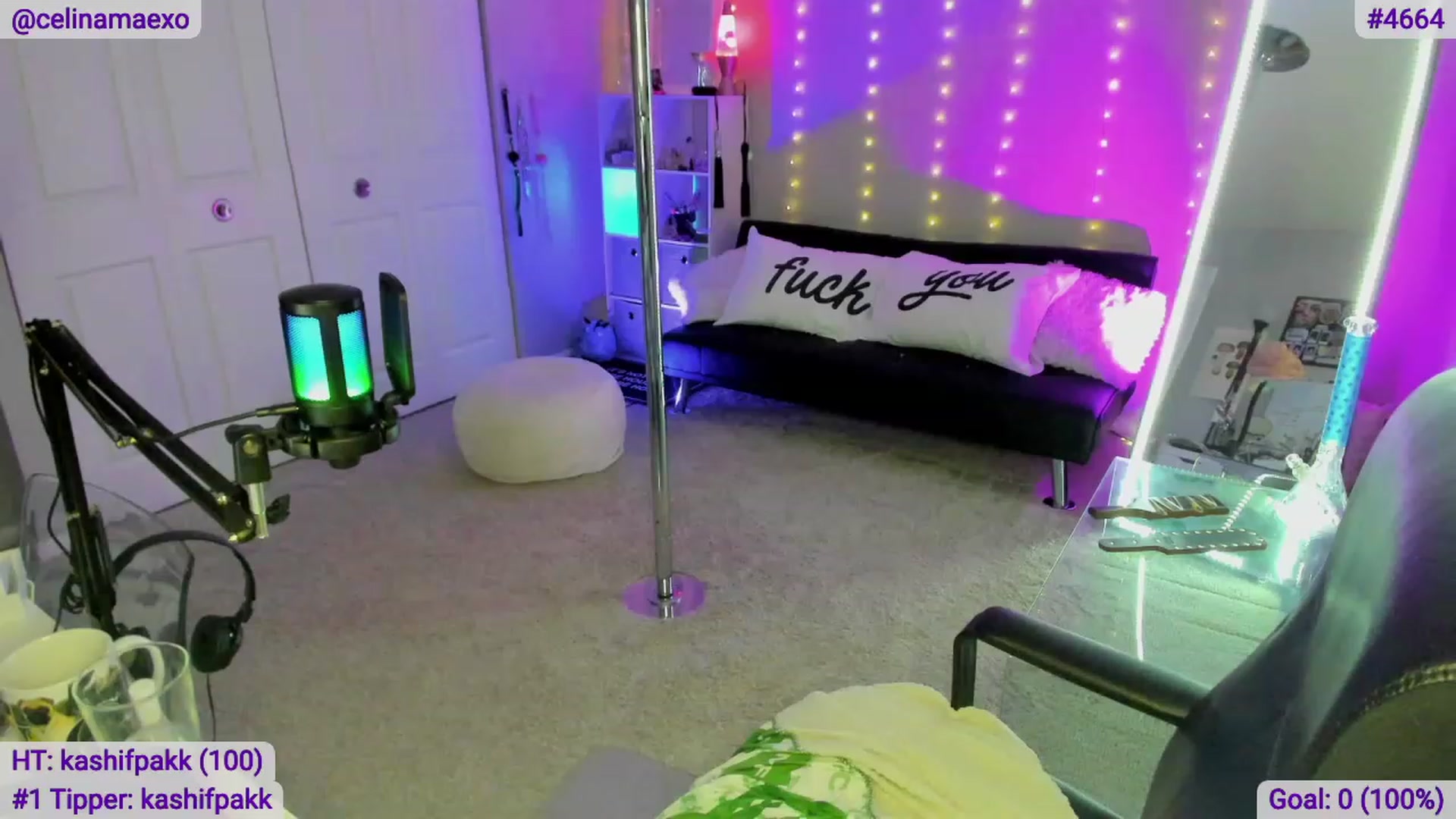 Gallery image thumbnail from Celinamaexo's myfreecams stream on, 02/21/2023, 03:19 image 19 of 20