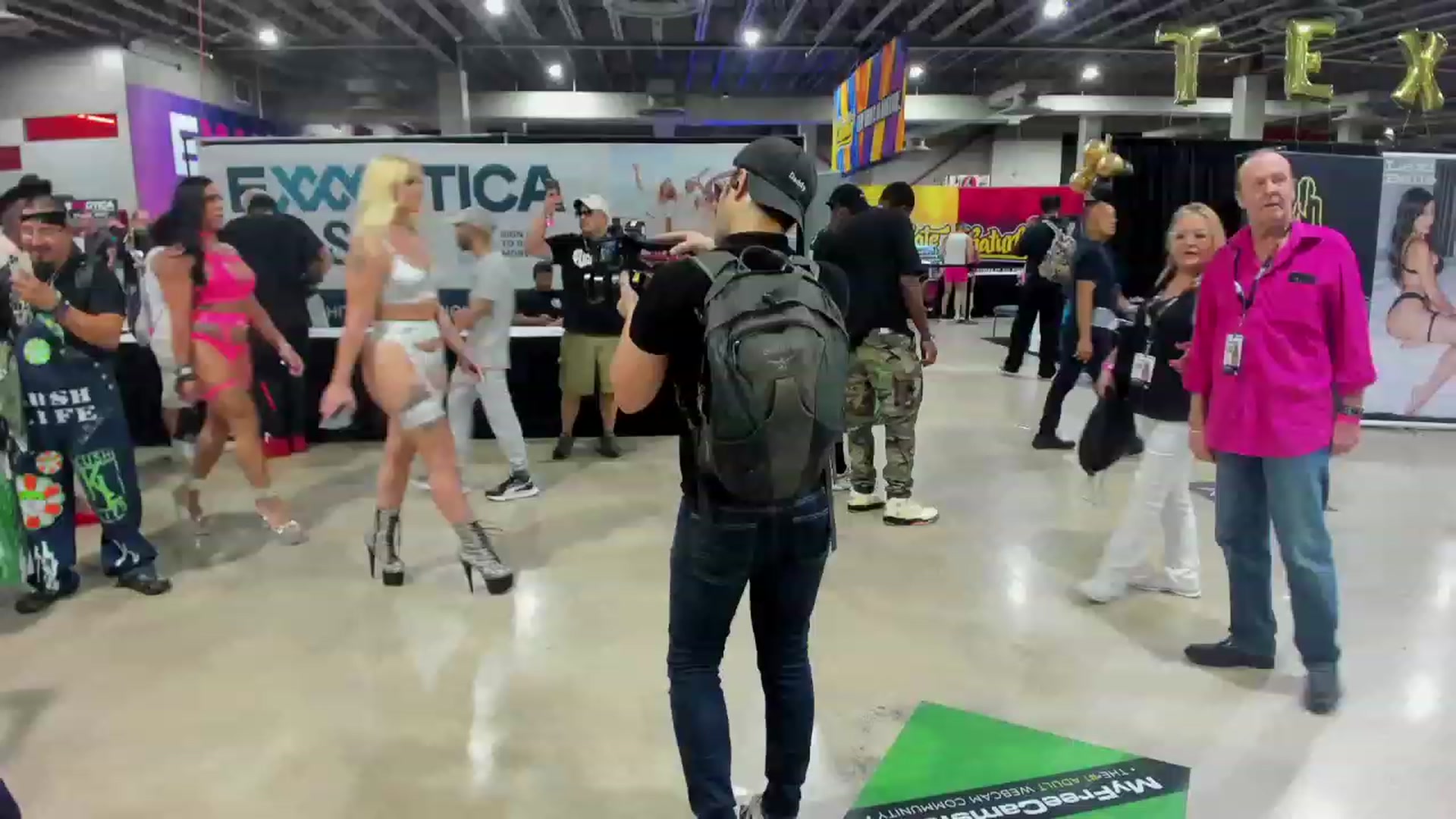Gallery image thumbnail from Celinamaexo's myfreecams stream on, 07/15/2023, 23:05 image 14 of 20