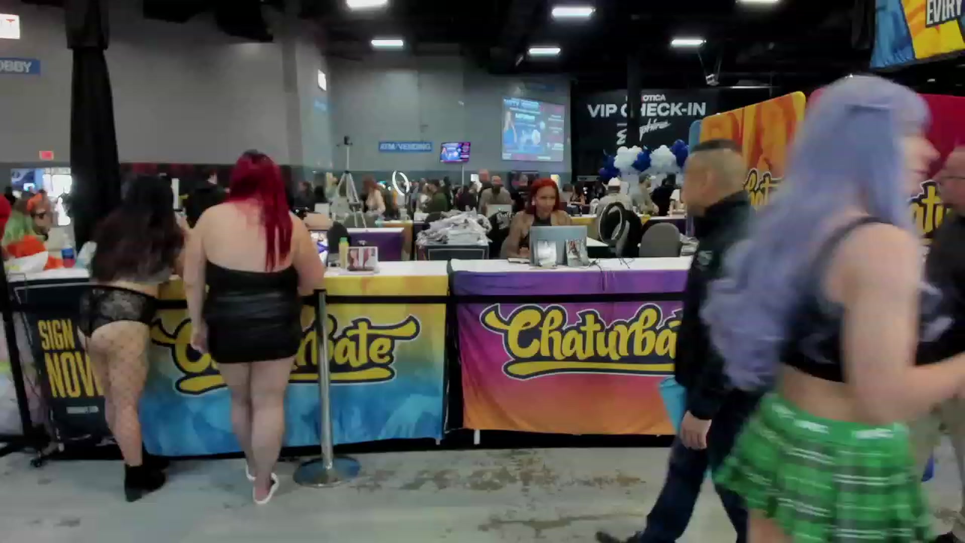Gallery image thumbnail from Celinamaexo's myfreecams stream on, 11/04/2023, 19:28 image 4 of 20