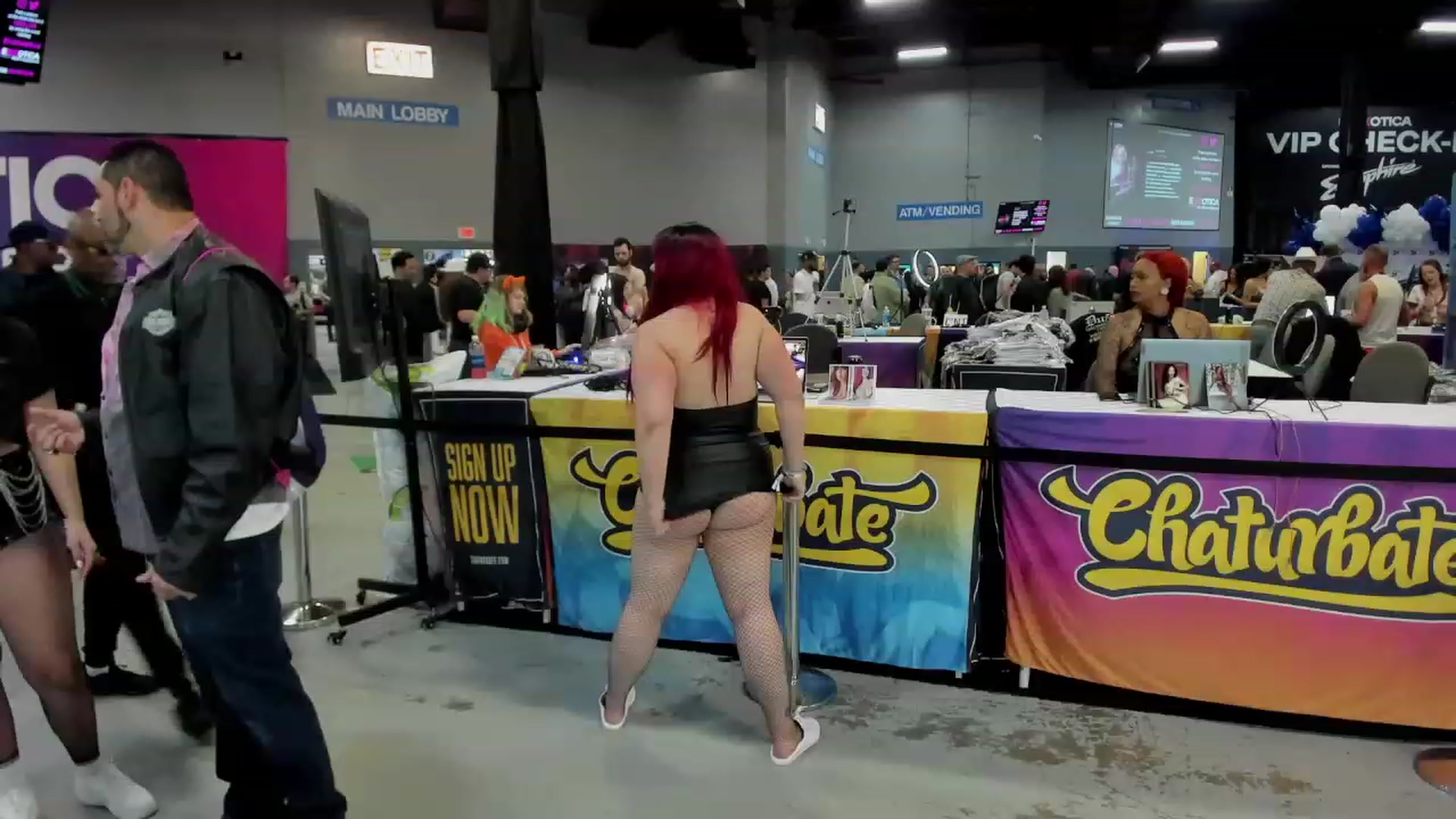 Gallery image thumbnail from Celinamaexo's myfreecams stream on, 11/04/2023, 19:28 image 12 of 20