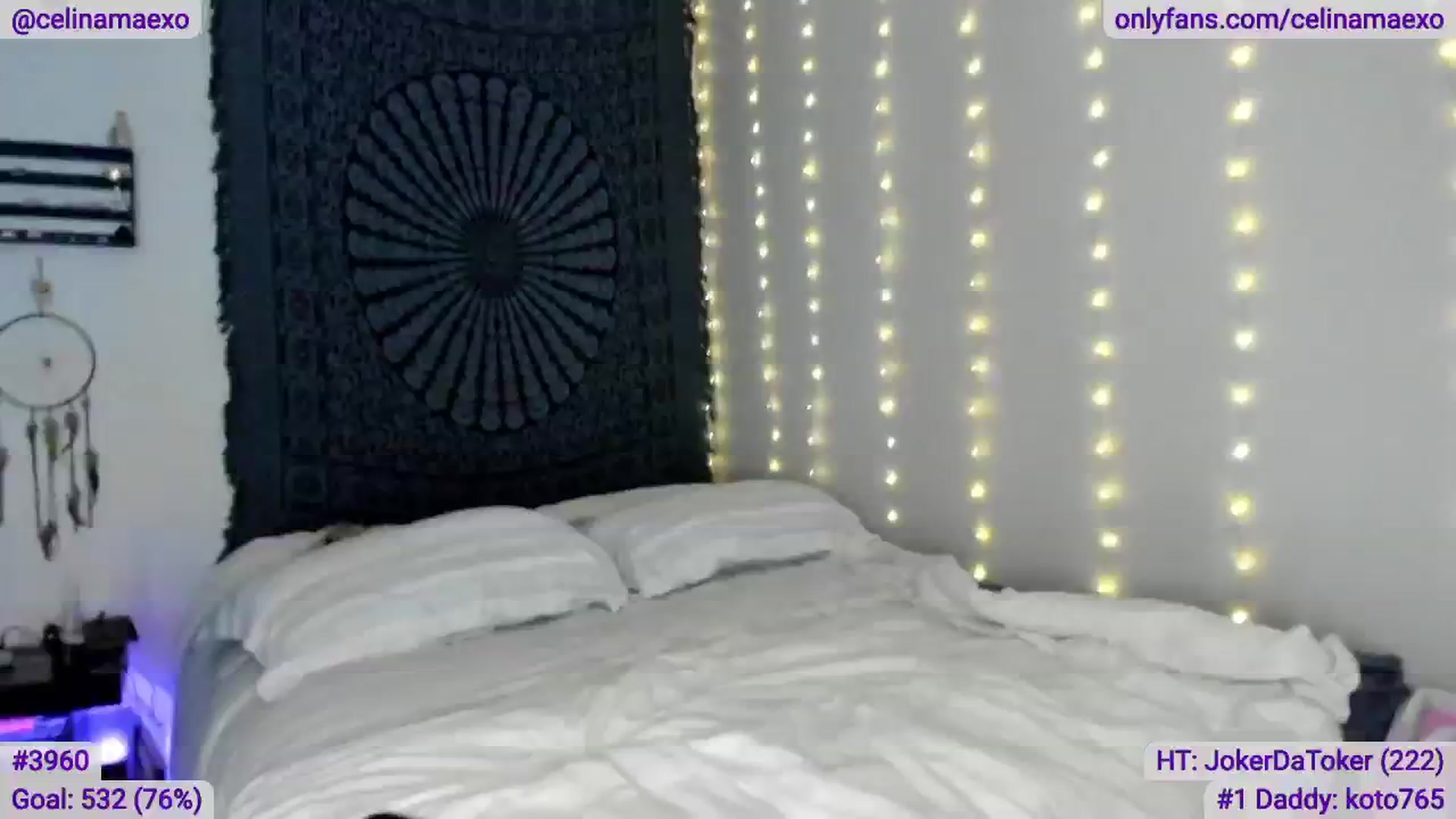 Gallery image thumbnail from Celinamaexo's myfreecams stream on, 06/25/2024, 05:20 image 10 of 20