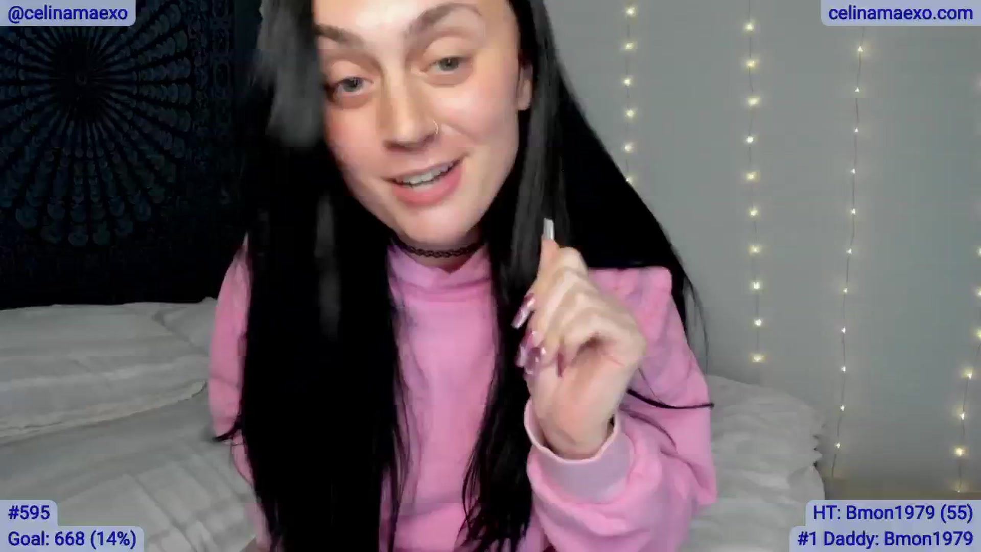 Gallery image thumbnail from Celinamaexo's myfreecams stream on, 02/21/2025, 02:37 image 14 of 20