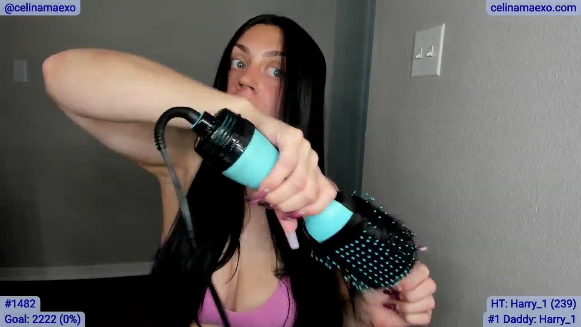 Gallery image thumbnail from Celinamaexo's myfreecams stream on, 03/04/2025, 04:08 image 2 of 20