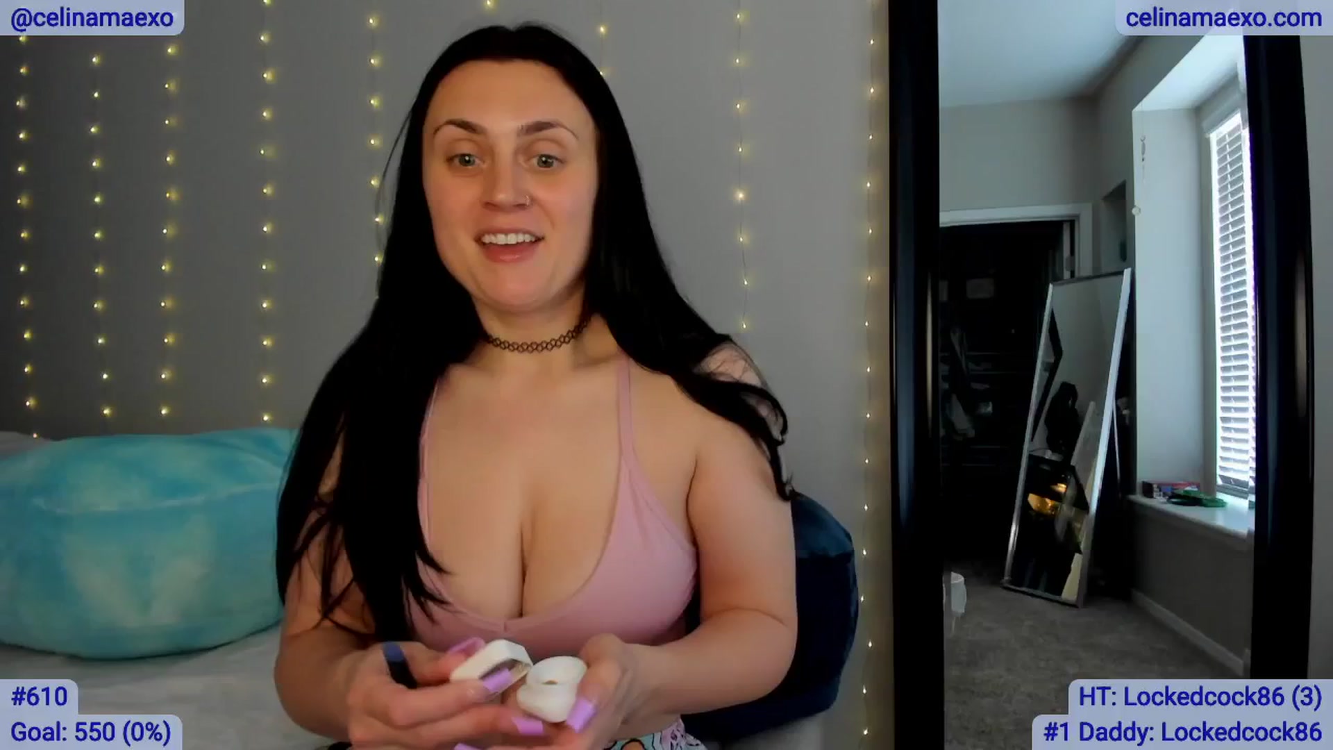 Gallery image thumbnail from Celinamaexo's myfreecams stream on, 03/06/2025, 18:52 image 8 of 20