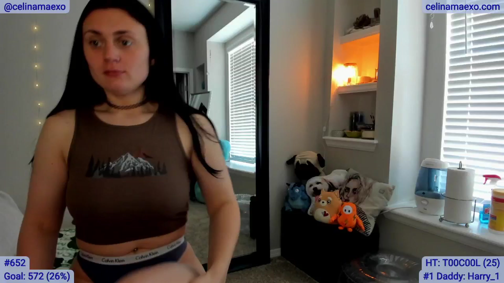Gallery image thumbnail from Celinamaexo's myfreecams stream on, 03/13/2025, 16:48 image 8 of 20