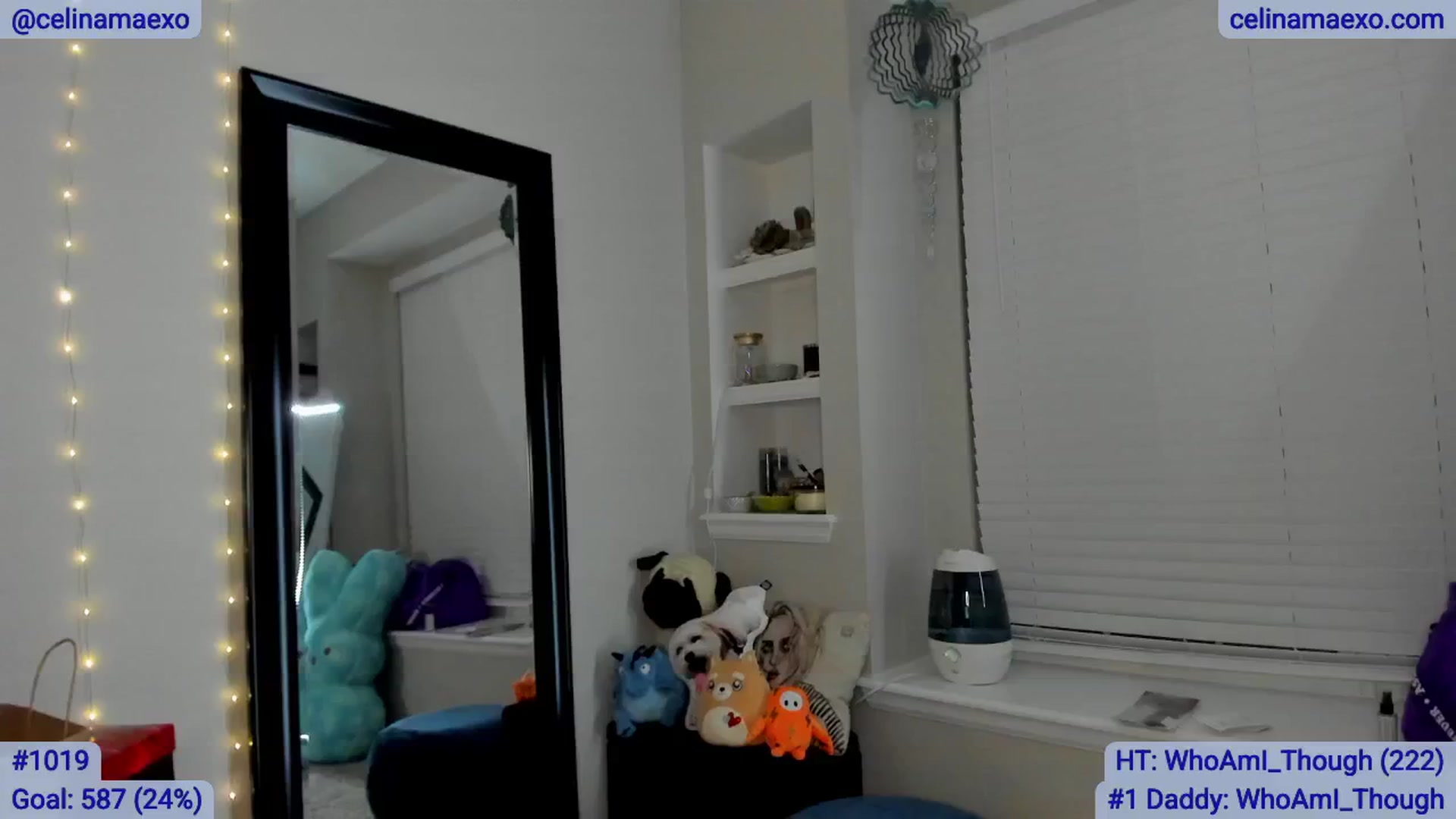 Gallery image thumbnail from Celinamaexo's myfreecams stream on, 03/25/2025, 02:45 image 3 of 20