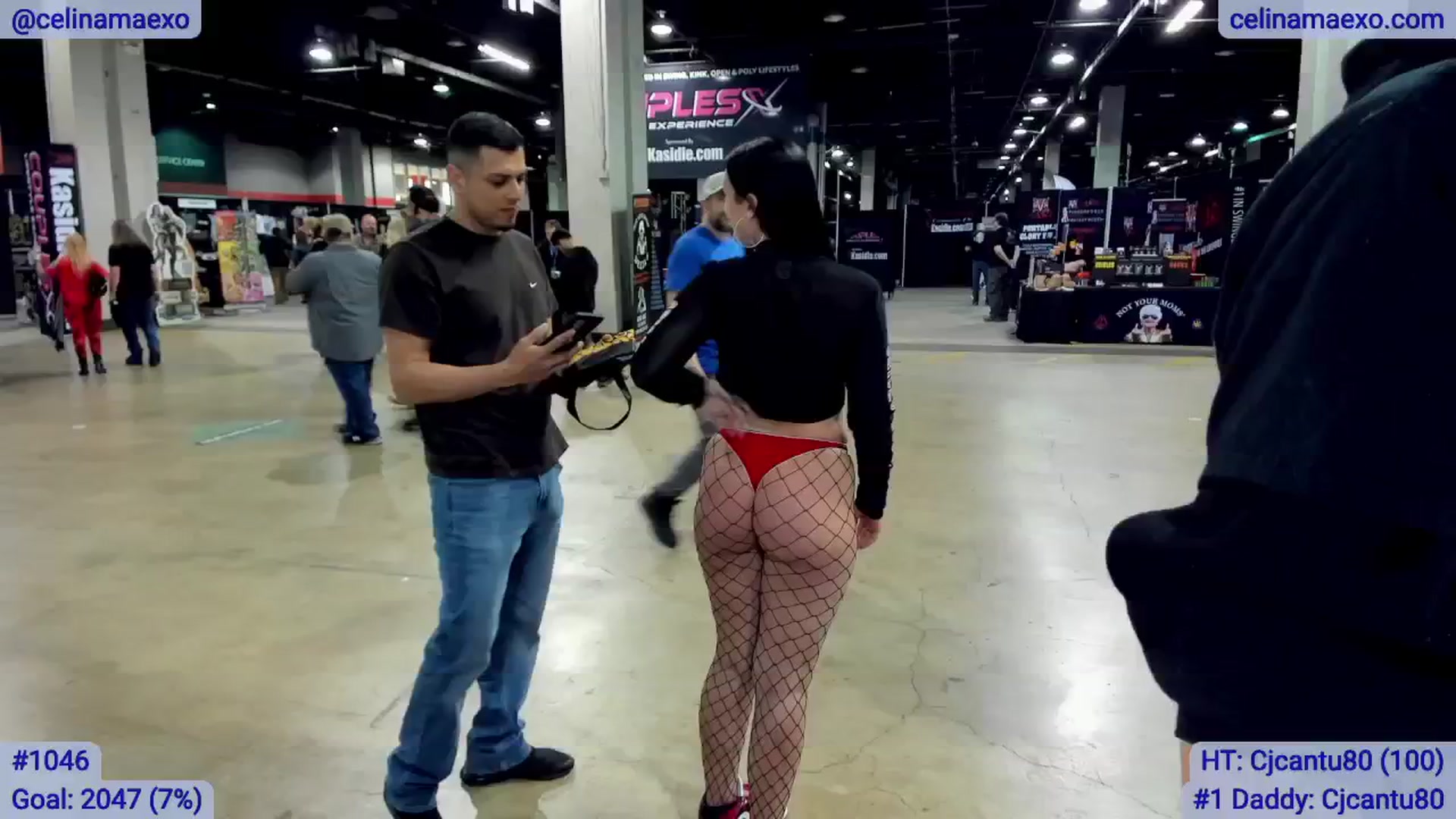 Gallery image thumbnail from Celinamaexo's myfreecams stream on, 04/13/2025, 01:52 image 4 of 20