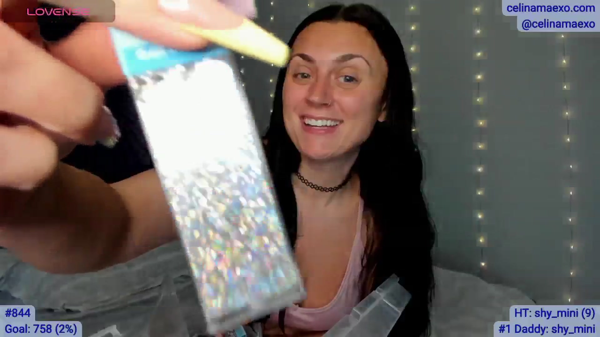 Gallery image thumbnail from Celinamaexo's myfreecams stream on, 04/20/2025, 01:51 image 14 of 20