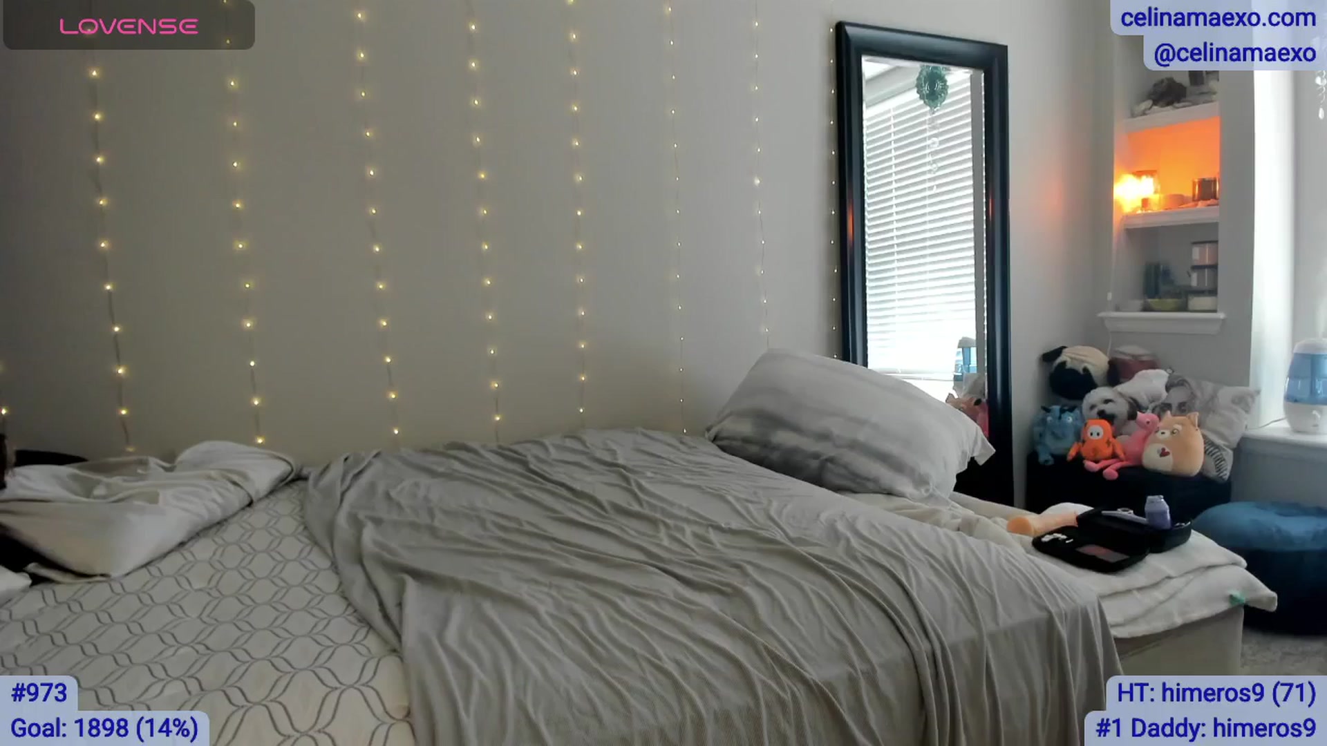 Gallery image thumbnail from Celinamaexo's myfreecams stream on, 05/01/2025, 19:20 image 10 of 20