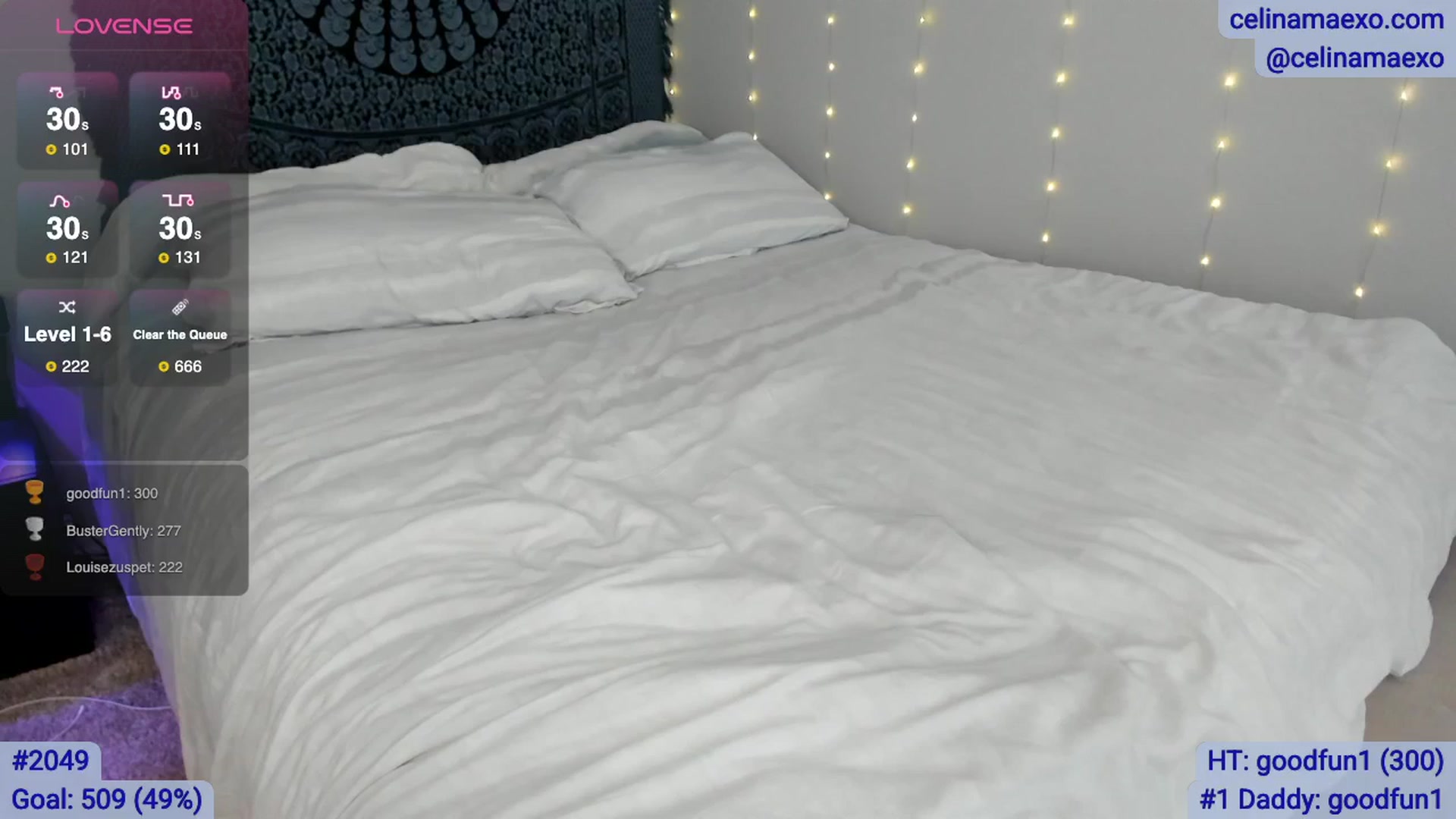 Gallery image thumbnail from Celinamaexo's myfreecams stream on, 05/19/2025, 17:14 image 12 of 20