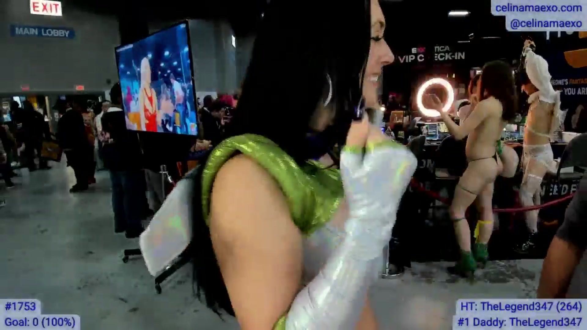 Gallery image thumbnail from Celinamaexo's myfreecams stream on, 10/26/2025, 24:03 image 3 of 20