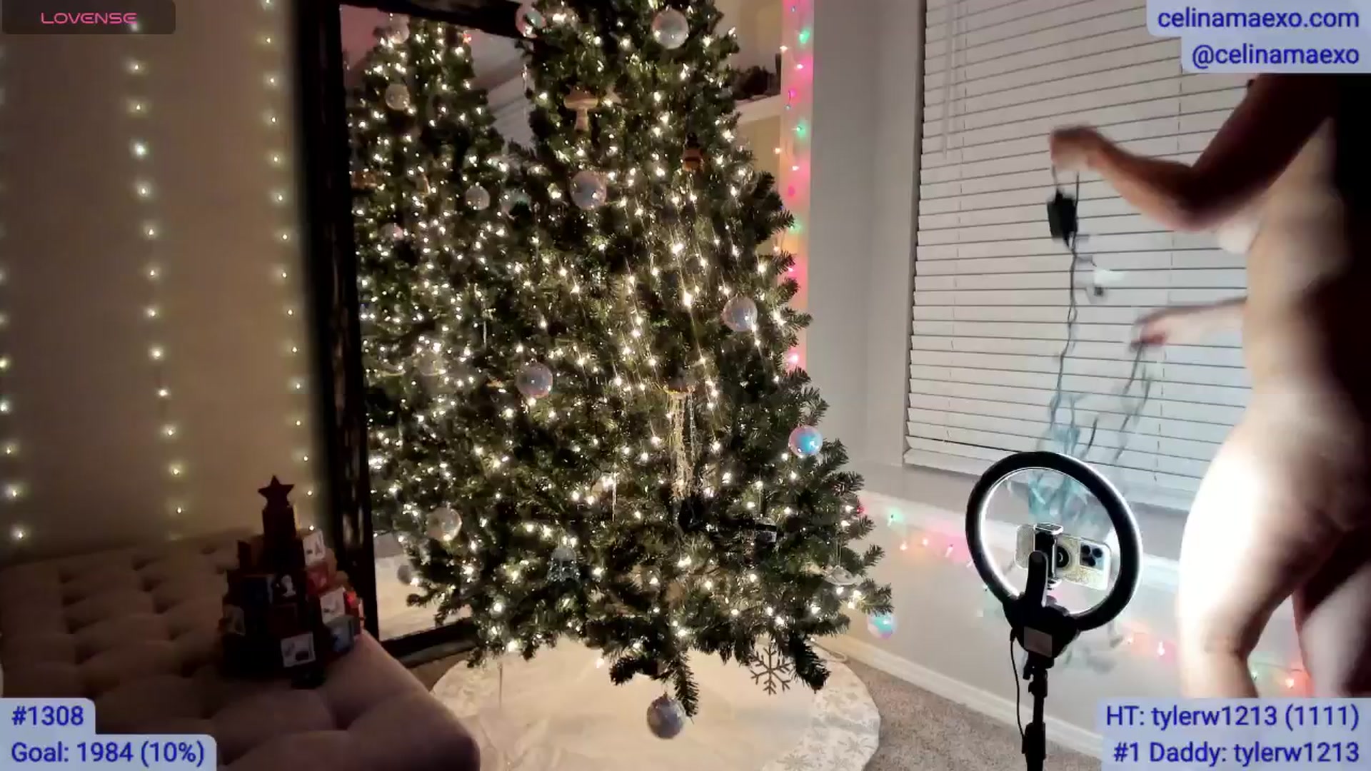 Gallery image thumbnail from Celinamaexo's myfreecams stream on, 12/19/2025, 07:30 image 4 of 20