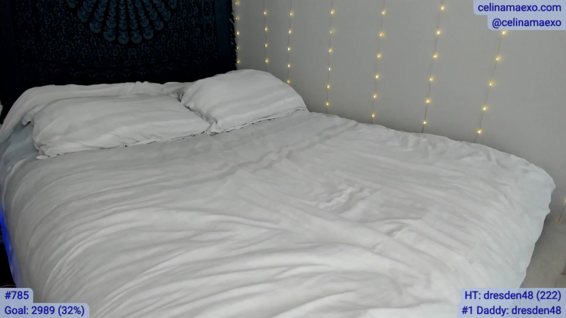 Gallery image thumbnail from Celinamaexo's myfreecams stream on, 01/10/2026, 19:01 image 18 of 20