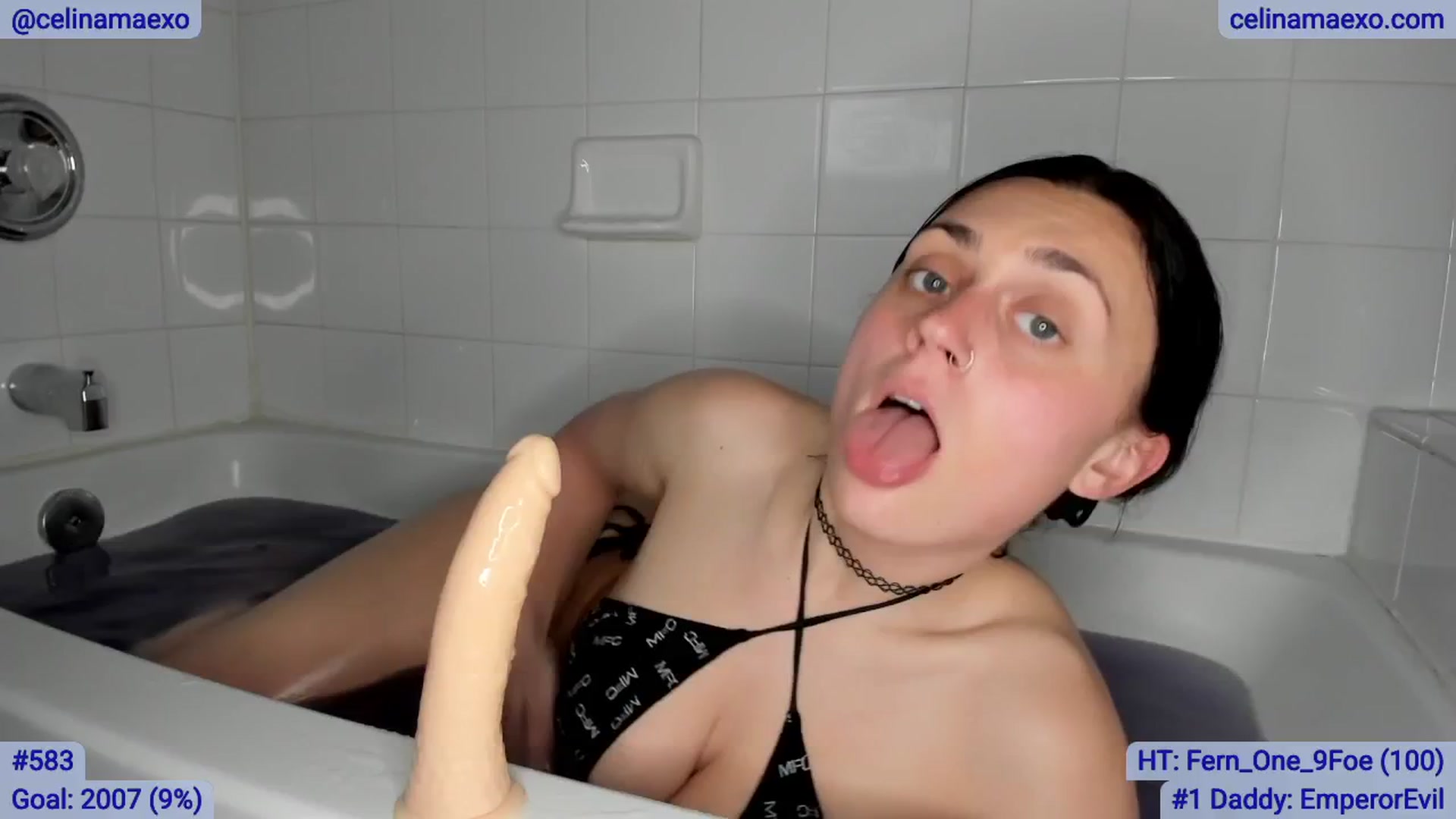Gallery image thumbnail from Celinamaexo's myfreecams stream on, 03/01/2026, 01:28 image 15 of 20