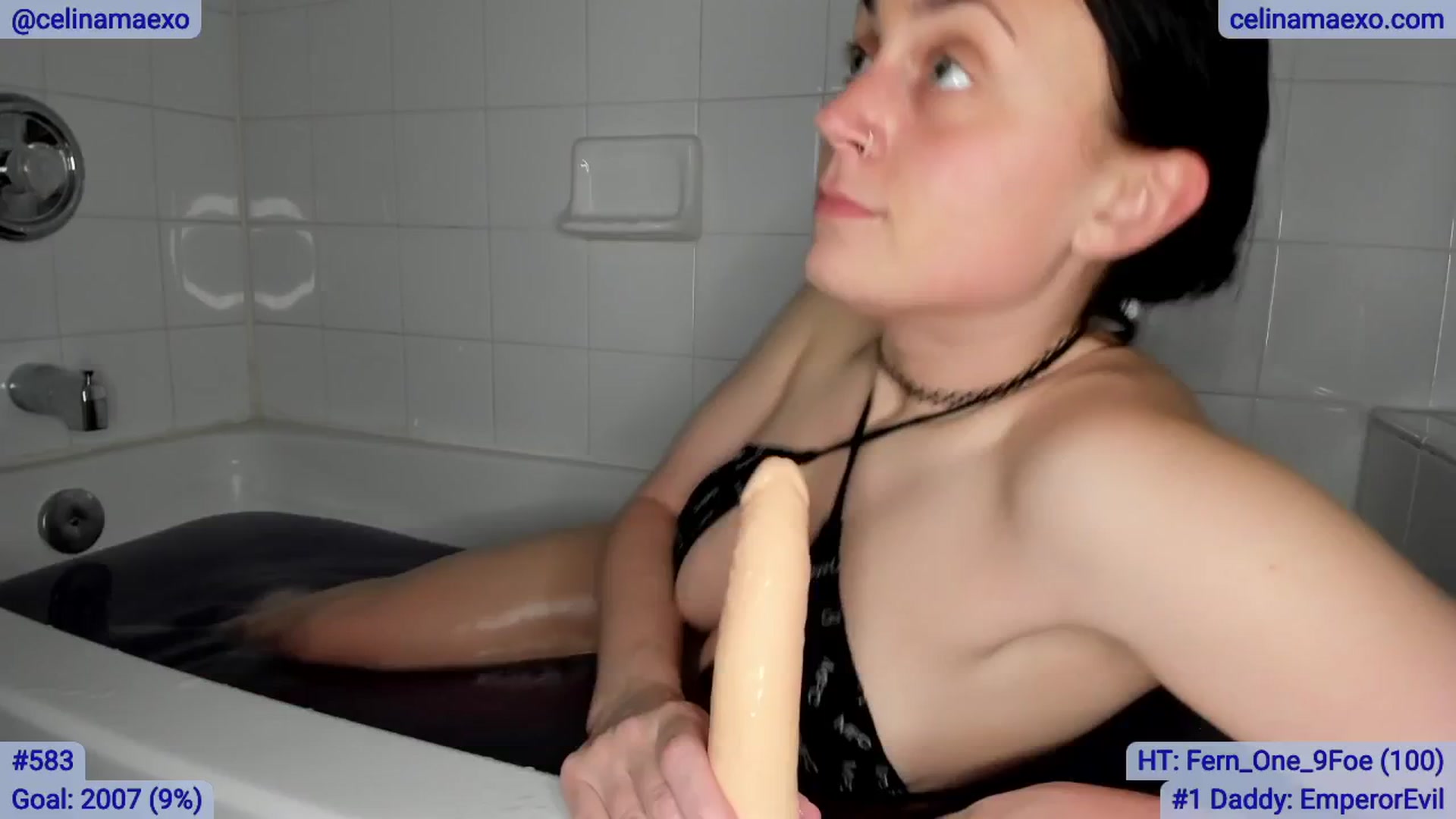 Gallery image thumbnail from Celinamaexo's myfreecams stream on, 03/01/2026, 01:28 image 13 of 20
