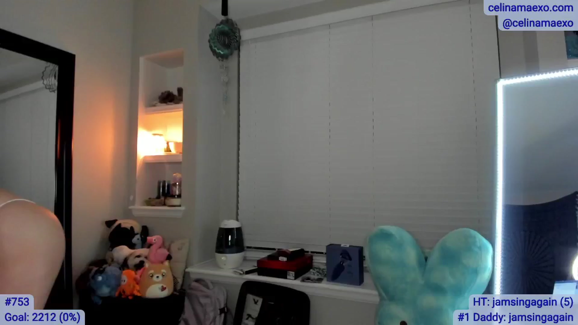 Gallery image thumbnail from Celinamaexo's myfreecams stream on, 04/03/2026, 05:02 image 1 of 20