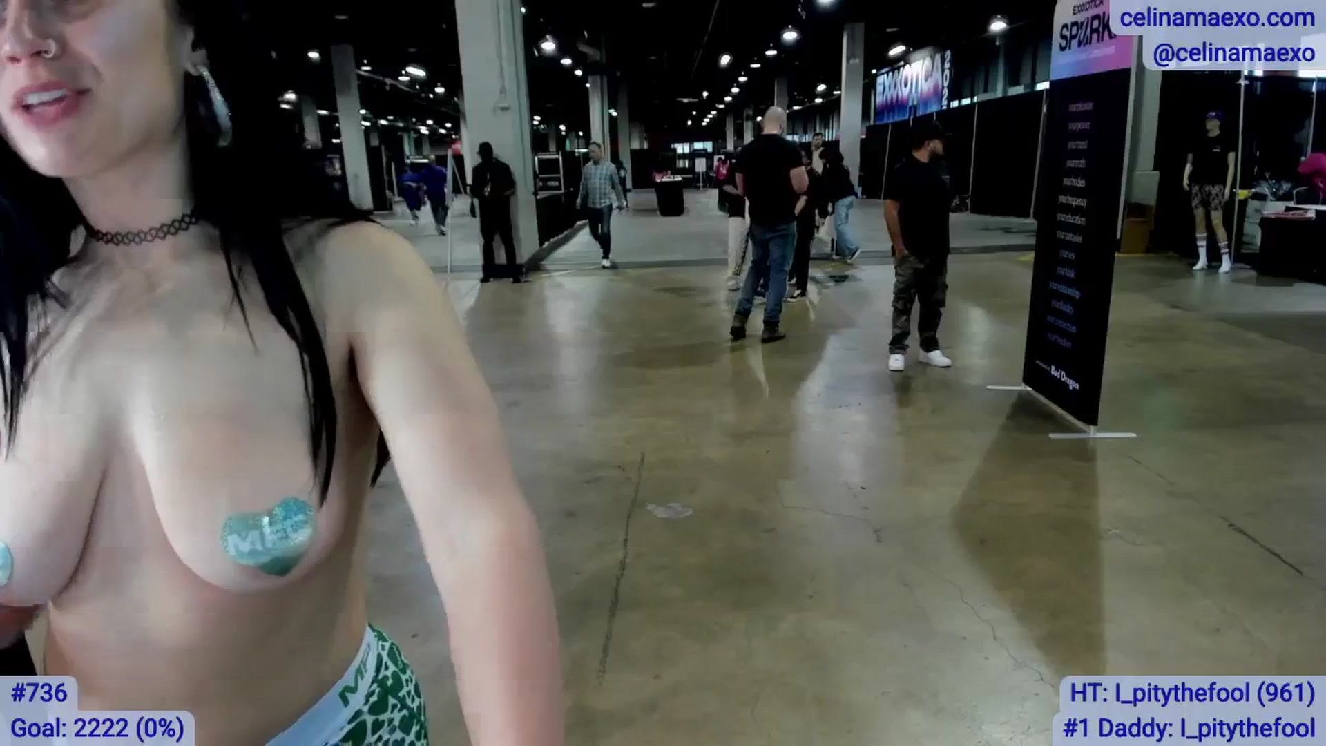 Gallery image thumbnail from Celinamaexo's myfreecams stream on, 04/12/2026, 22:51 image 3 of 20