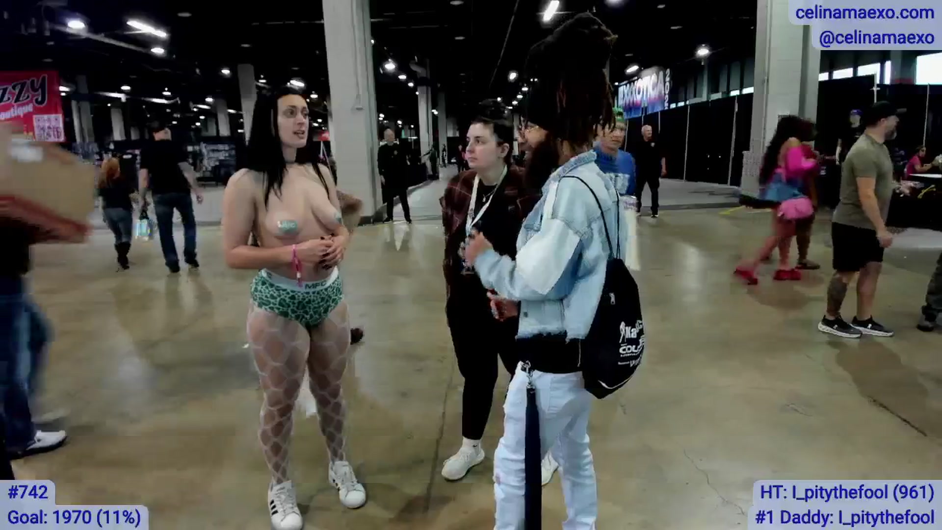 Gallery image thumbnail from Celinamaexo's myfreecams stream on, 04/12/2026, 22:51 image 19 of 20
